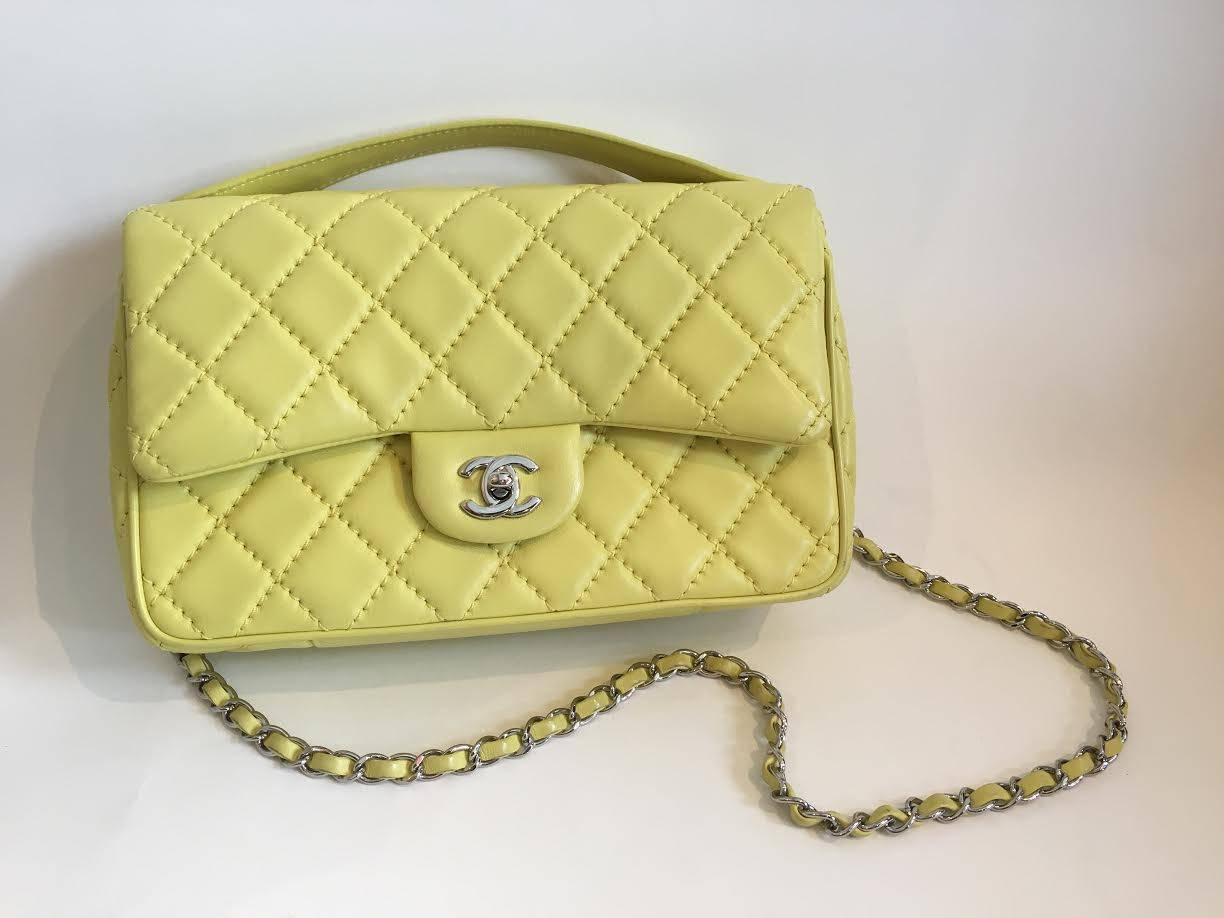 2014-2015 Chanel Lime Green w/Handle classic shoulder bag