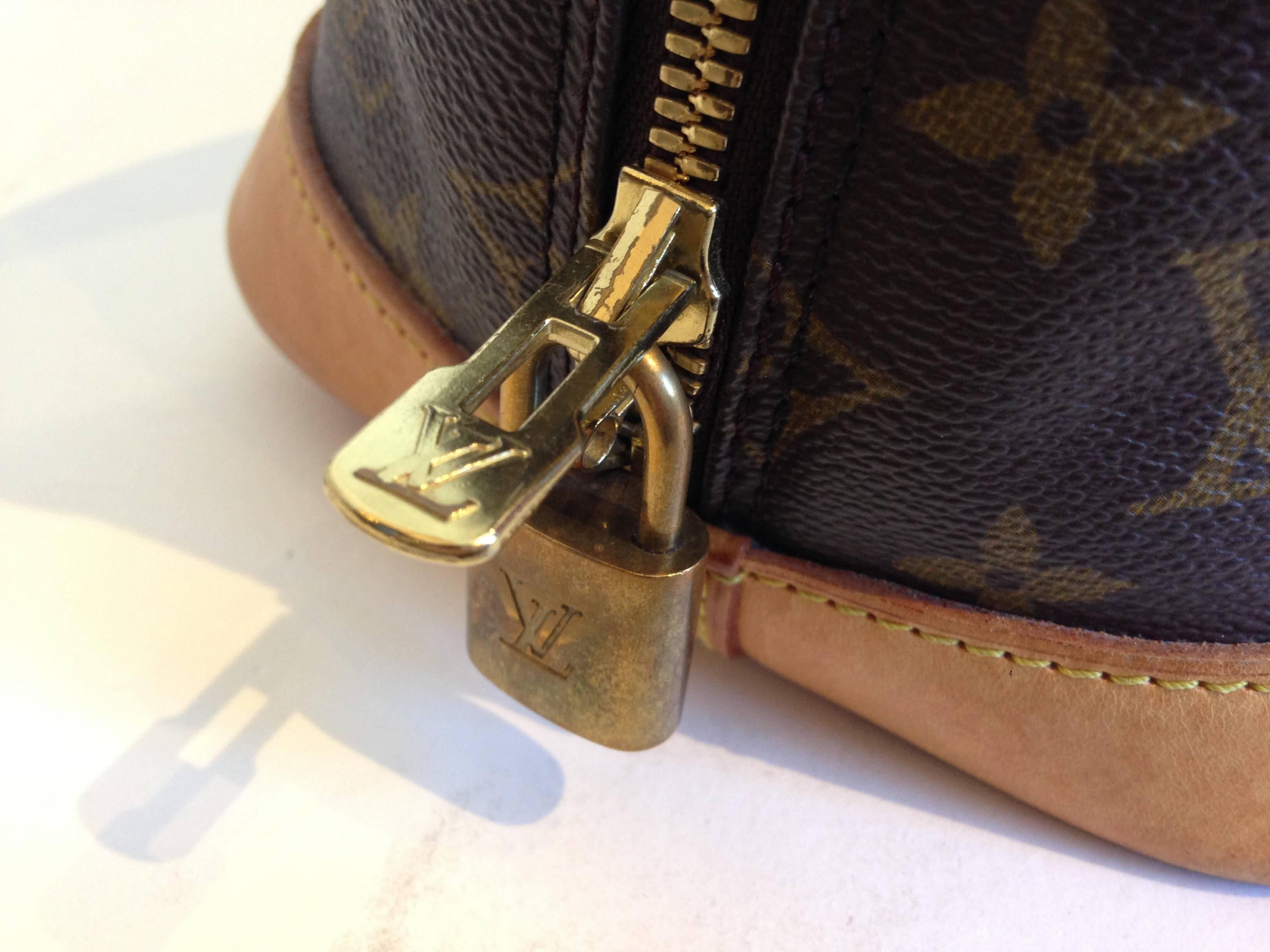 Louis Vuitton Monogram Alma Handbag 2