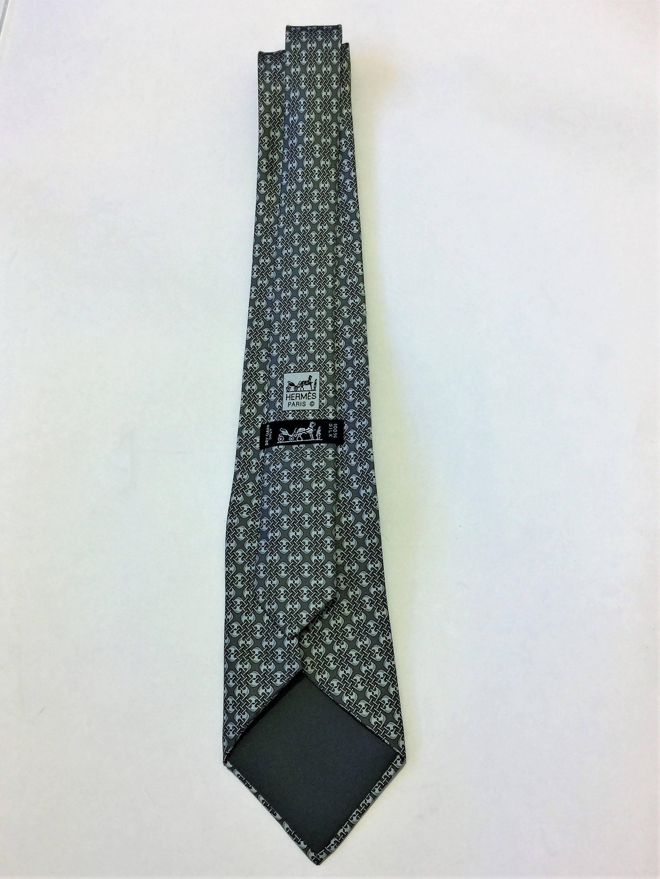 HERMES Paris Classic Men’s Tie.  In Excellent Condition In By Appointment Only, GB