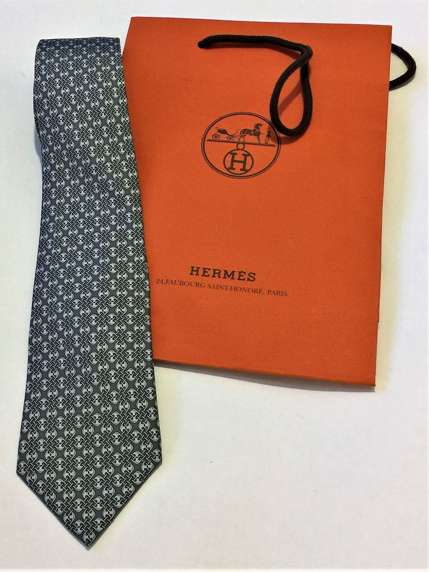 HERMES Paris Classic Men’s Tie.  3