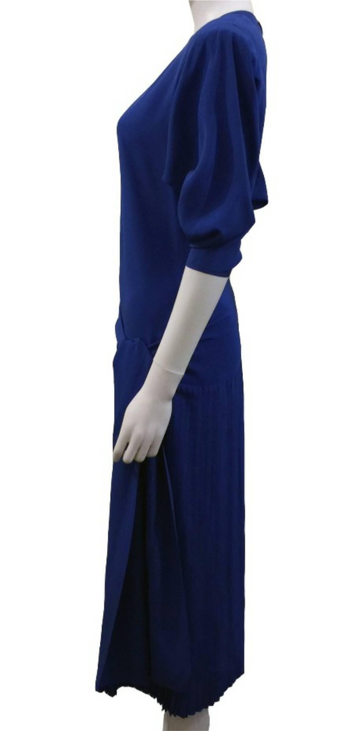 Black Gianfranco Ferré - Stunning blue silk two piece 100% Pure Silk Vintage Dress