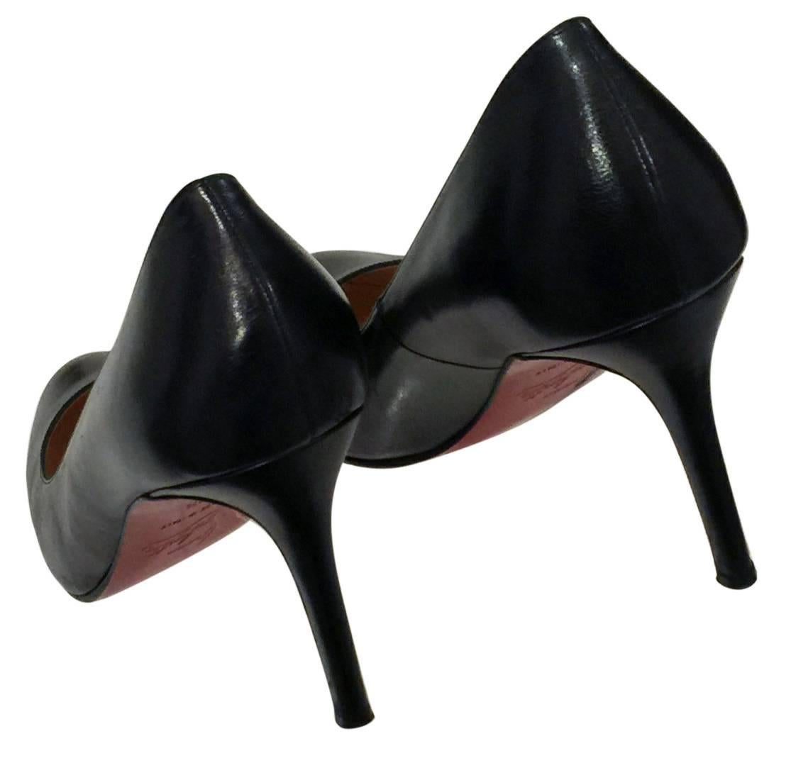 Christian Louboutin Simple Pump.   In Excellent Condition In By Appointment Only, GB