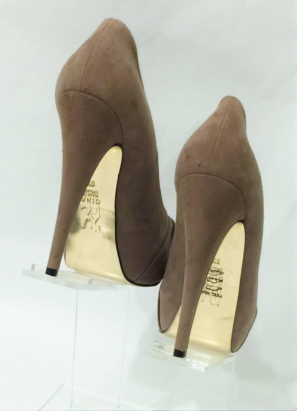 Gina, Contemporary Handmade Shoe.  Gina Taupe Brown ‘Clair’ Suede ‘Hoodie’ Platform Pump.  Made in London, England.  Size 6.5 UK with concealed platform.  Heel is Stiletto 5.2 inches or 14cm.  Material is Suede with leather lining.  Colour Taupe