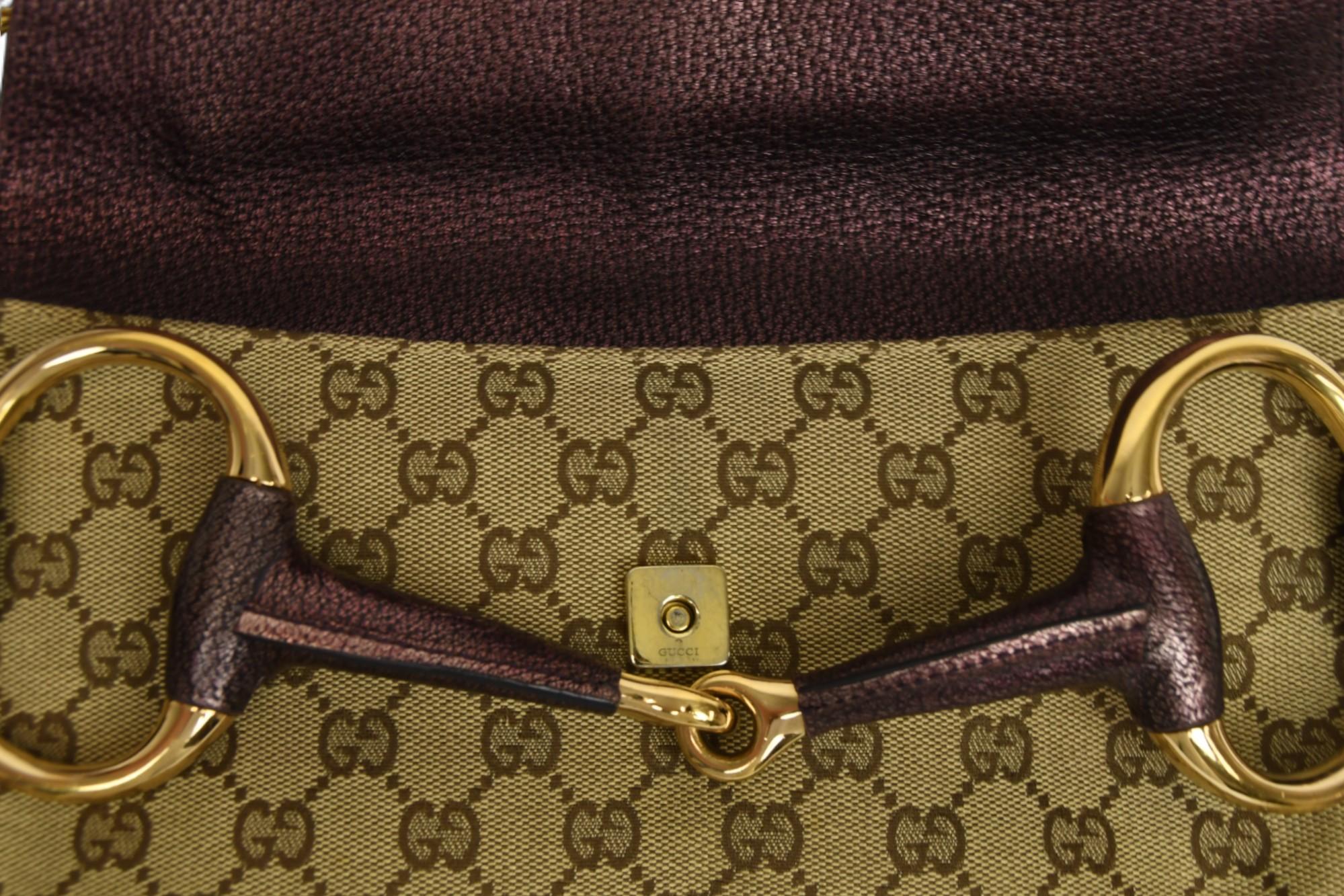 Gucci Monogram Canvas Horsebit Clutch  Goldkette & Metallic-Leder im Angebot 3