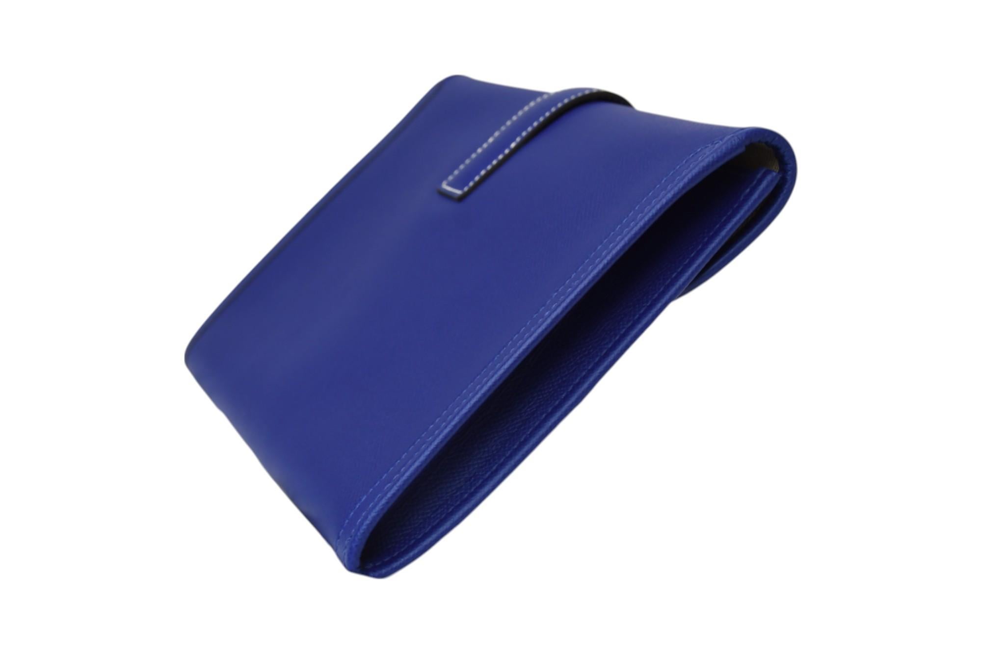 Pochette Hermès Bleu Electrique Epsom in pelle Jige PM  Dettaglio chiusura H. H. In condizioni buone in vendita a West Hartford, CT