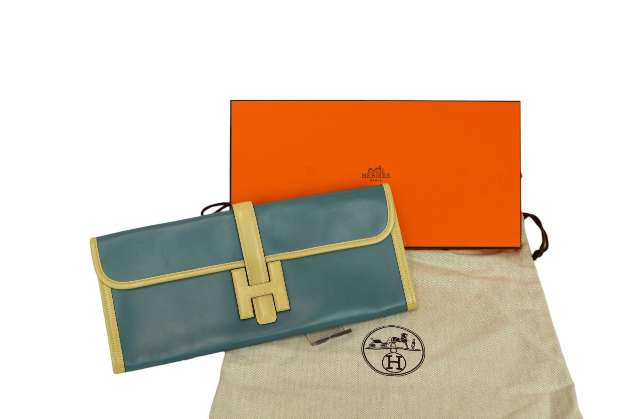 Hermès Bi-Color Swift Jige Élan 35 Clutch Bleu Ciel & Parchemin Leather For Sale 3