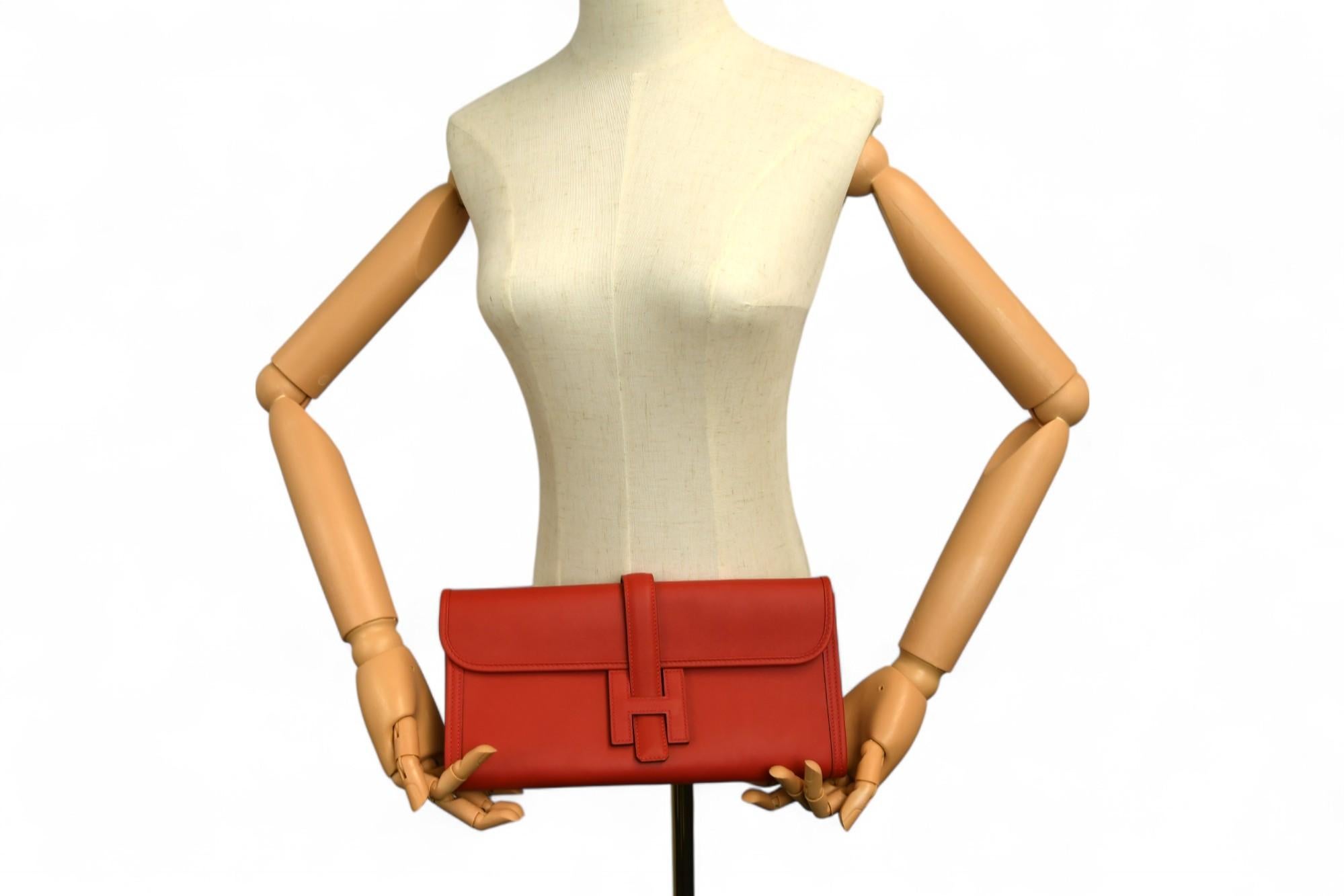 Pochette Hermès Jige Élan 29  Pelle Rouge Casaque con chiusura H. H. in vendita 4