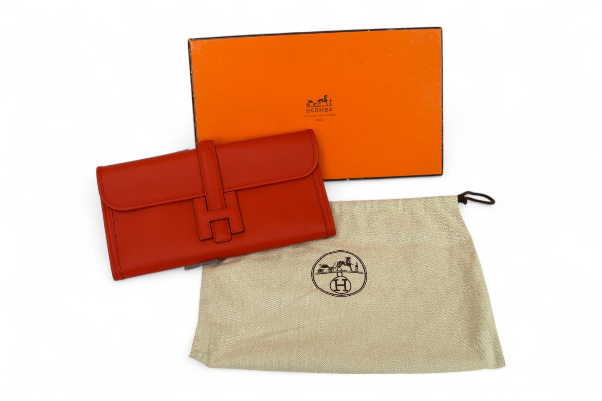 Pochette Hermès Jige Élan 29  Pelle Rouge Casaque con chiusura H. H. in vendita 3
