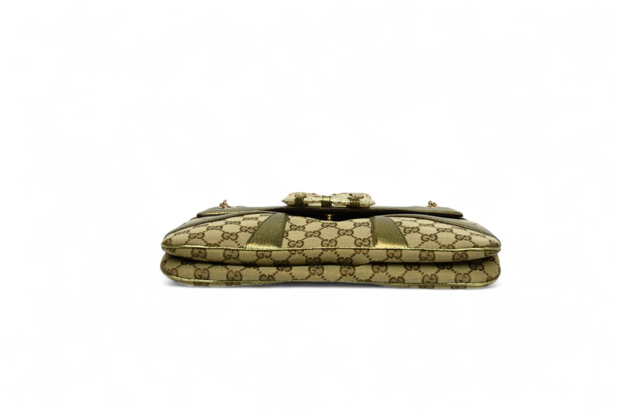 Marron Gucci Tom Ford GG Canvas Dragon Bandoulière  Cuir et chaîne en or métallisé en vente