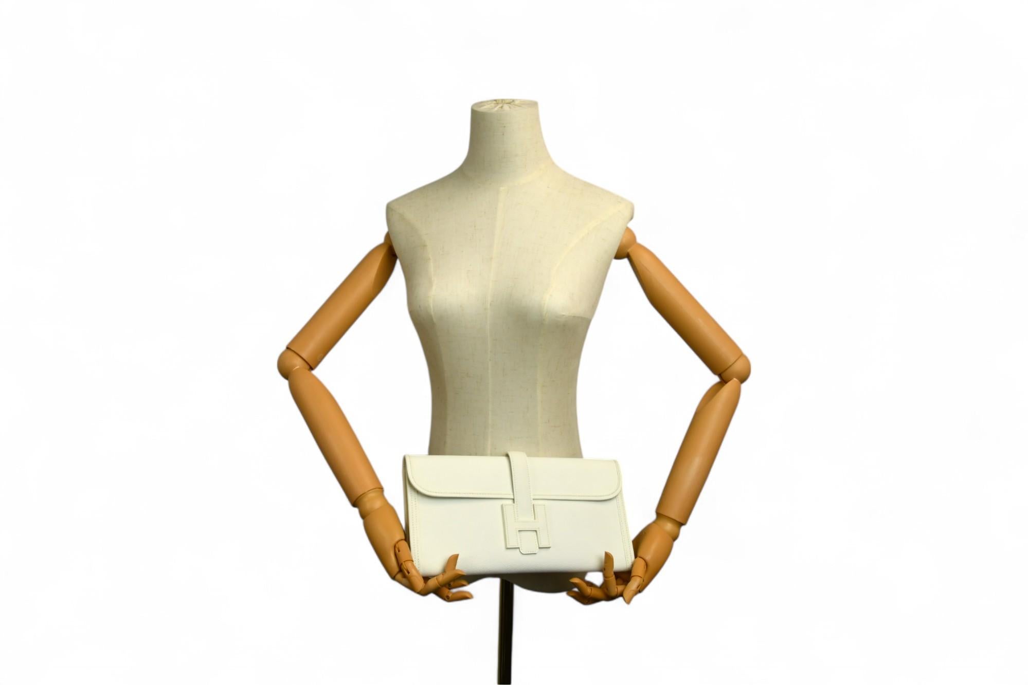 Hermès Béton Epsom Jige Elan 29 Clutch  Neutrale Eleganz  Ikonischer H-Verschluss im Angebot 2