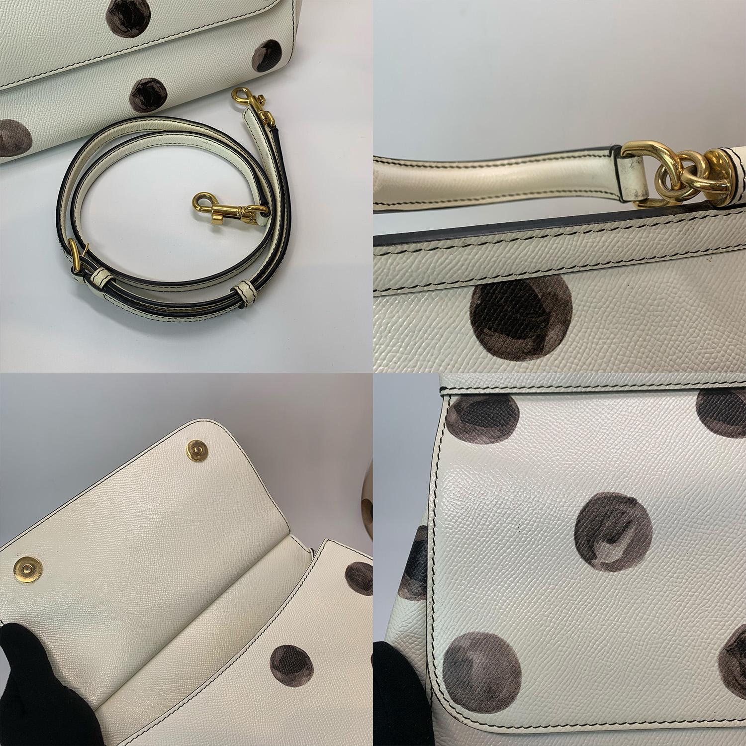 Dolce & Gabbana - Borsa grande in pelle di Sicilia con Dot Dot neri in vendita 5
