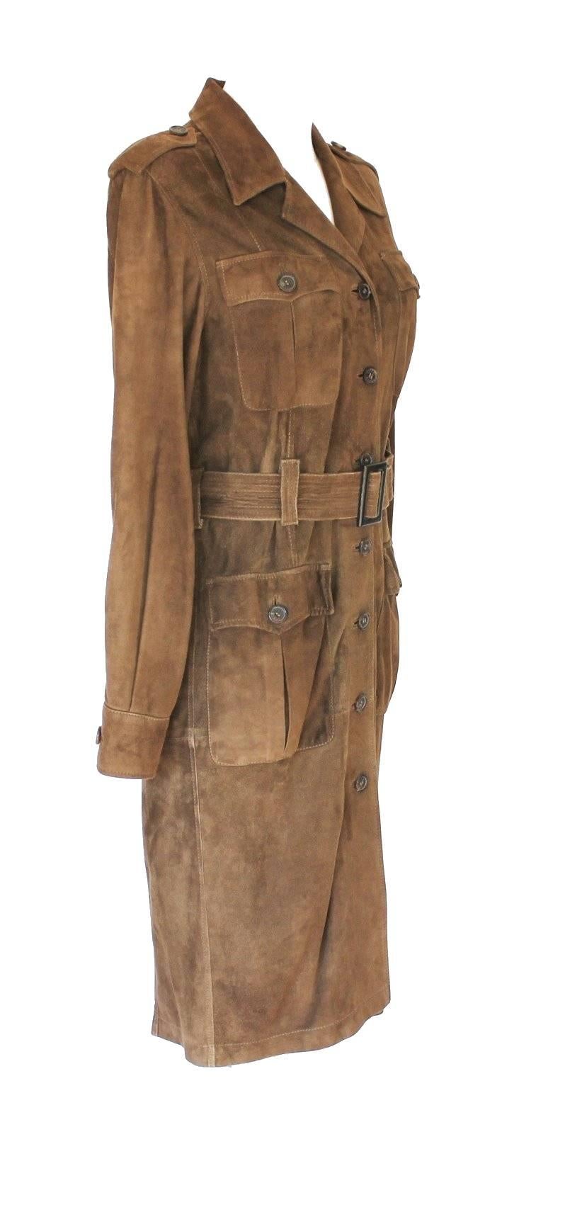 RARE COLLECTOR'S ITEM

GUCCI

GORGEOUS SUEDE COAT

BY TOM FORD

FROM HIS VERY FIRST YEAR FOR GUCCI

ULTRAFAMOUS
Beautiful GUCCI by Tom Ford suede trench coat
1995 collection - Tom Ford's first collection for GUCCI
A GUCCI classic signature