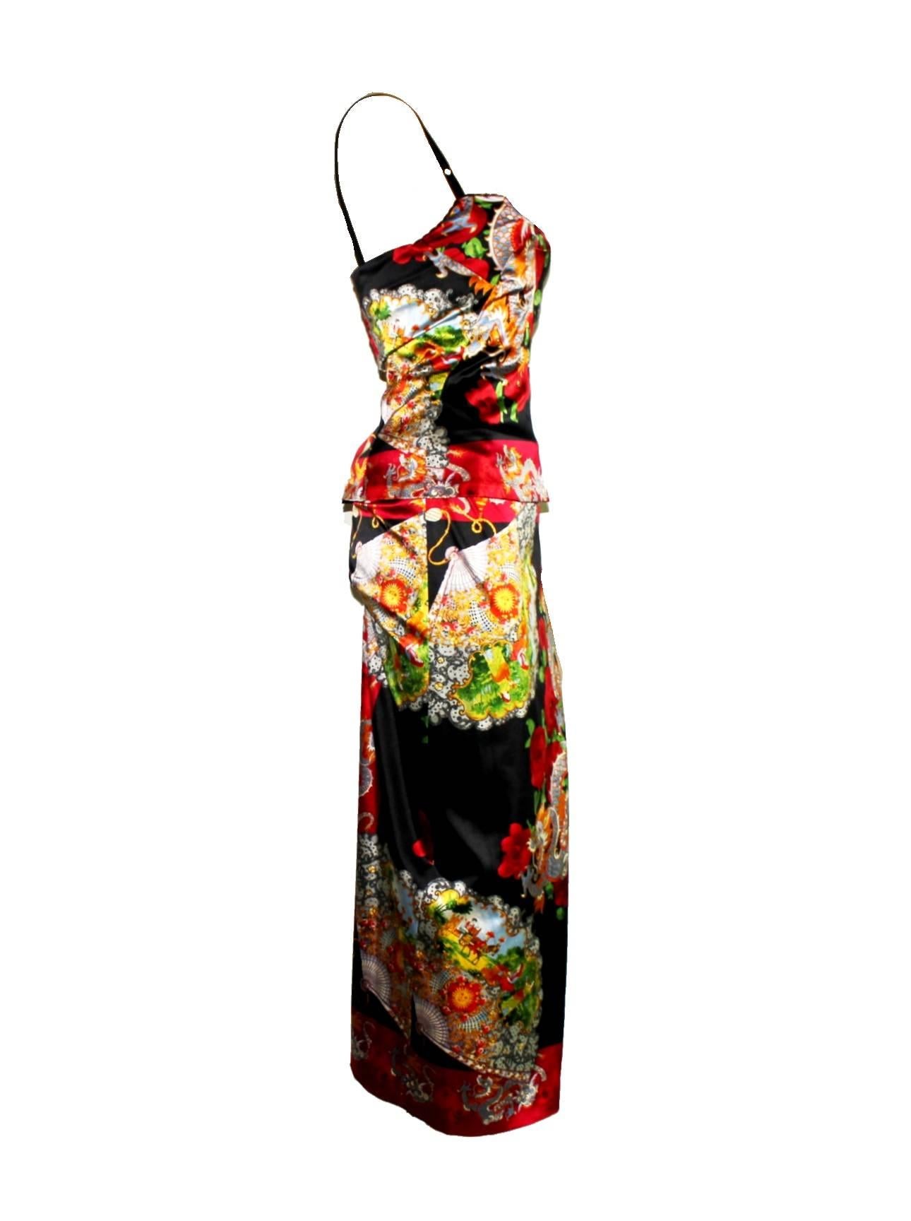 BREATHTAKING

DOLCE & GABBANA

CHINESE PRINT CORSET ENSEMBLE DRESS GOWN

COLLECTOR'S PIECE

EXACTLY THIS COMBINATION IS ALREADY PART OF A FIT MUSEUM'S COLLECTION!!

DETAILS:

    A DOLCE & GABBANA classic signature piece that will last