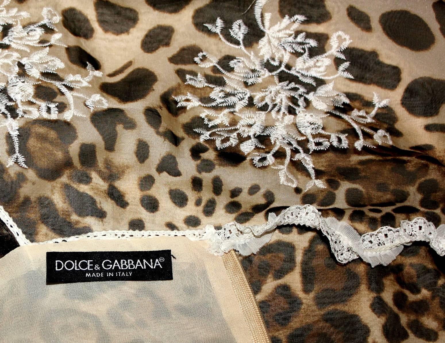 Stunning Dolce & Gabbana Leopard Cheetah Print Maxi Dress Gown In Fair Condition In Switzerland, CH