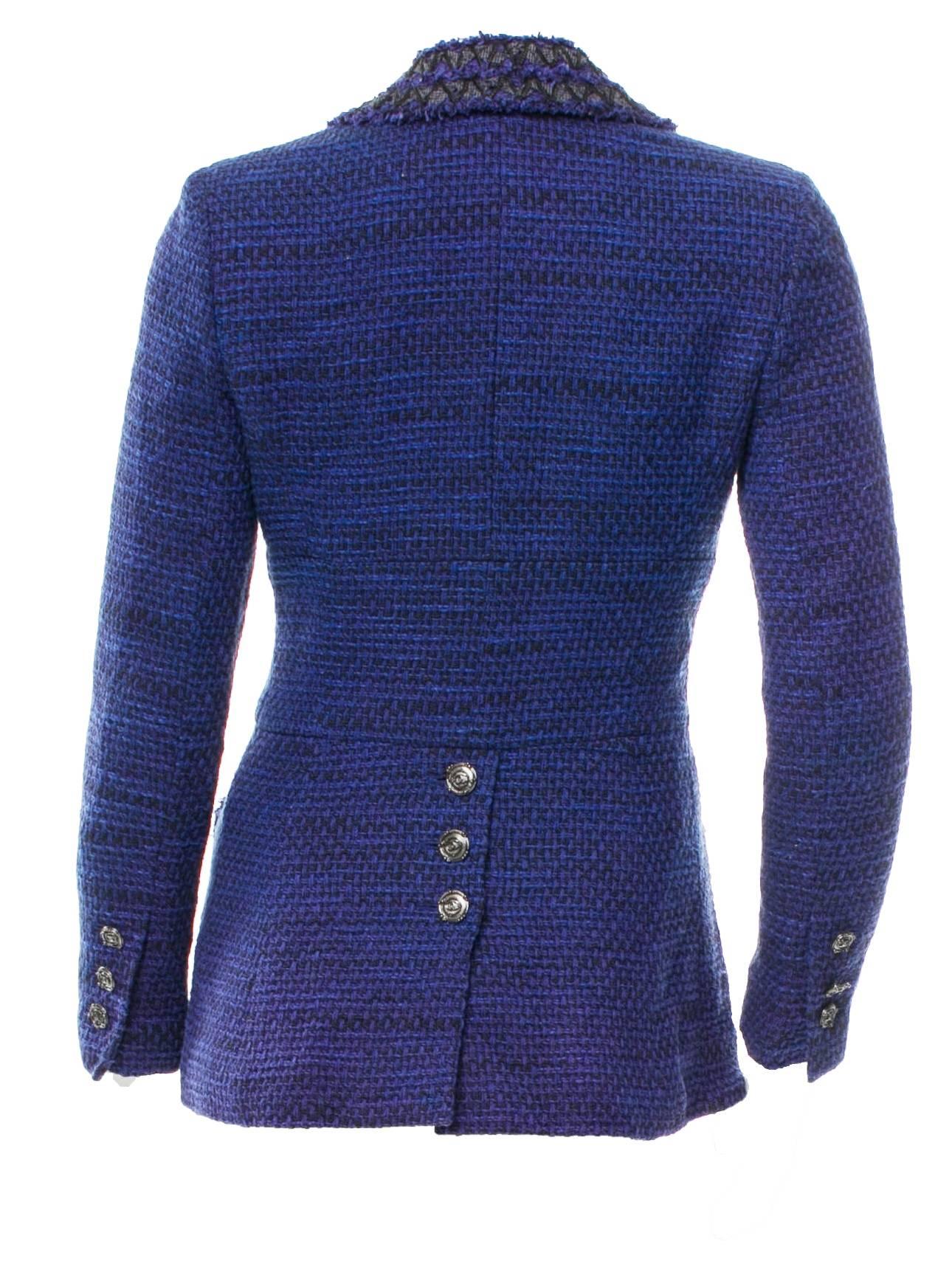 Beautiful Chanel Black & Blue Tweed Riding Jacket Blazer In Excellent Condition In Switzerland, CH