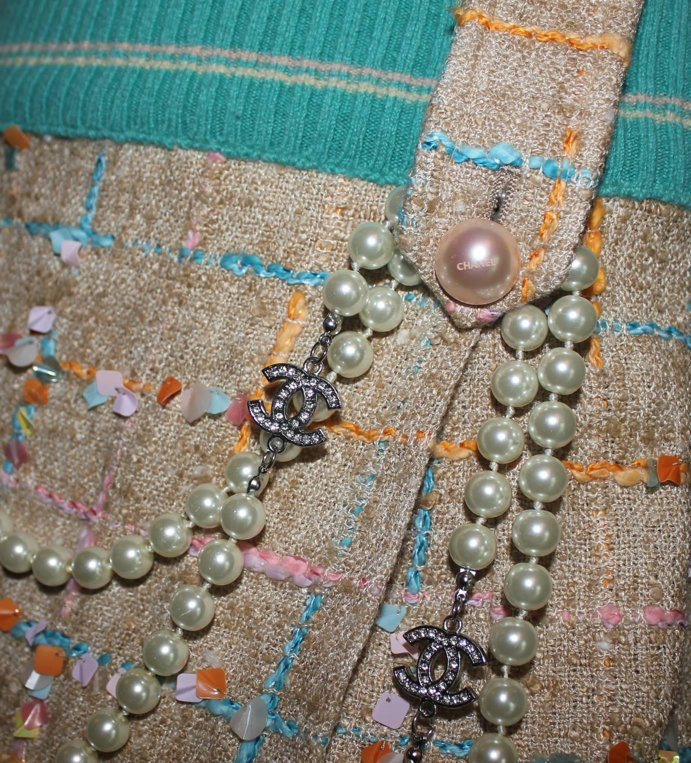 NEU Chanel Bestickter Kaschmir Lesage Fantasy Tweed Rock mit Perlenknöpfen Damen im Angebot