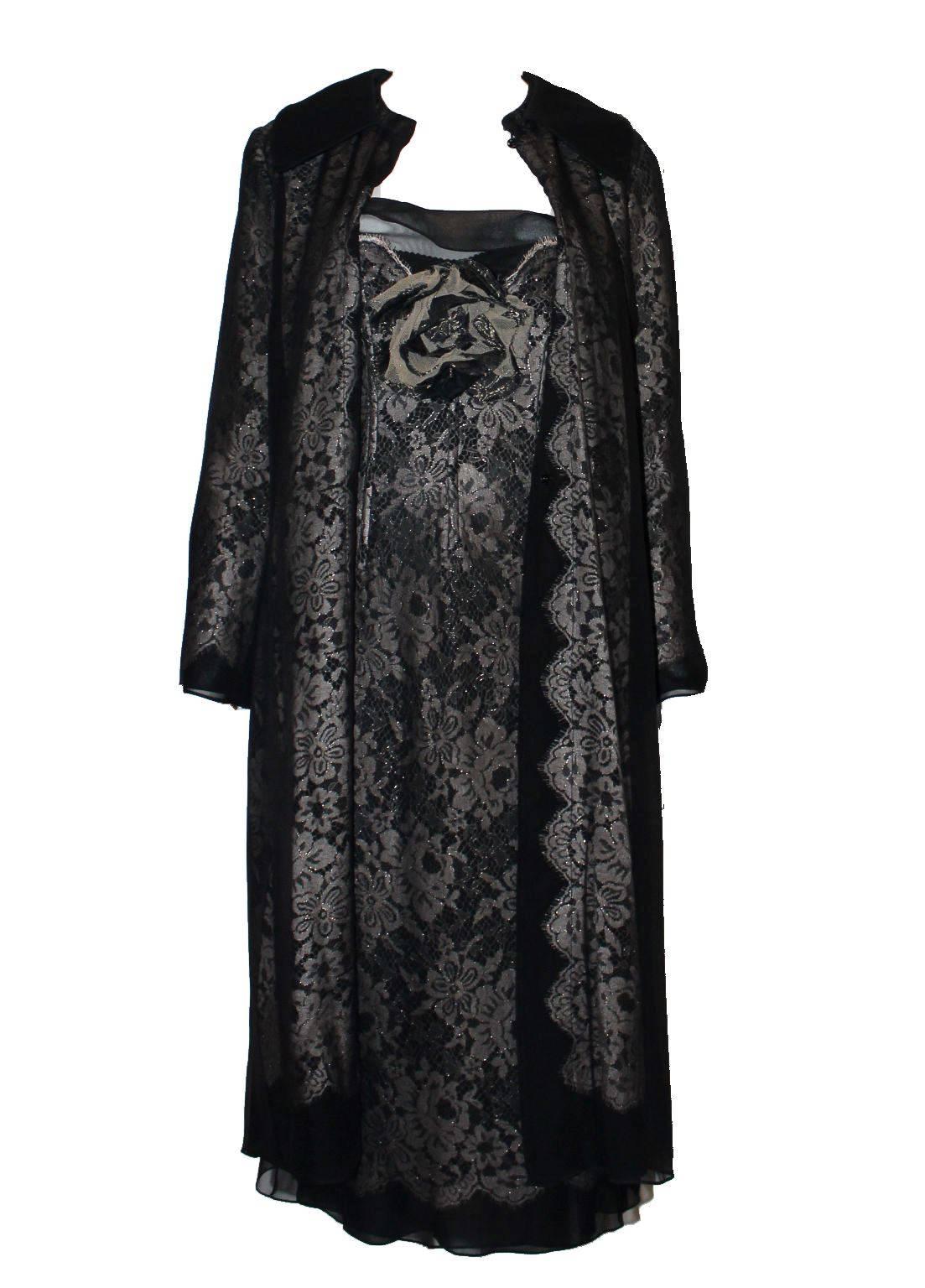 NEW NEU Dolce & Gabbana Seide & Spitze Knochen Korsett Kleid, Mantel & Brosche Ensemble 3pcS Damen im Angebot