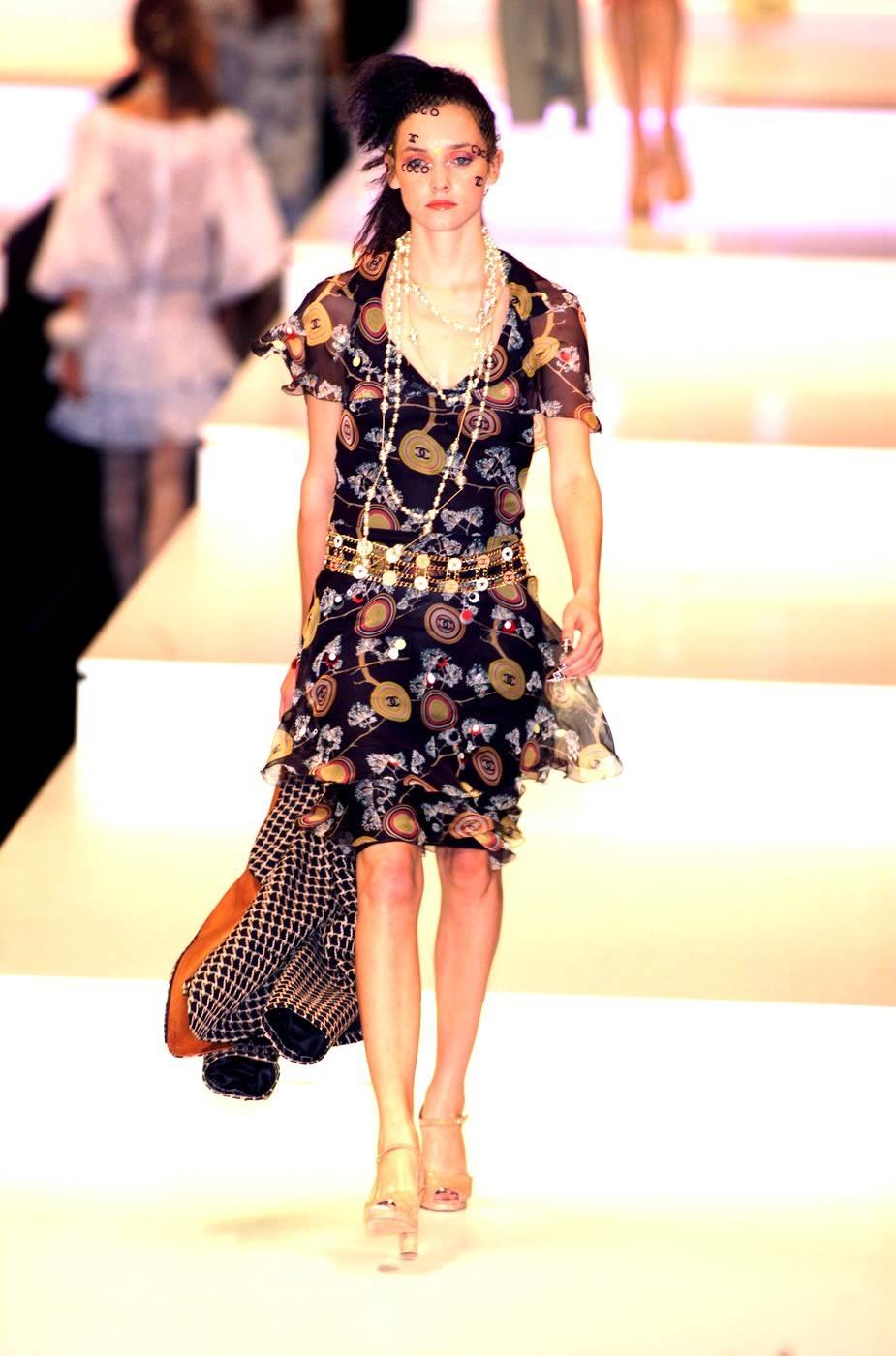Amazing Chanel Chinoiserie Silk Chiffon CC Logo Print Dress 2