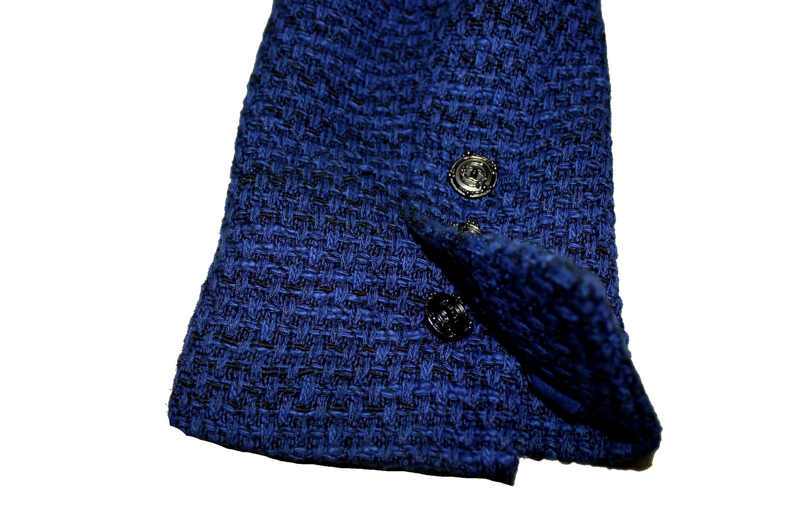 Beautiful Chanel Black & Blue Tweed Riding Jacket Blazer 1