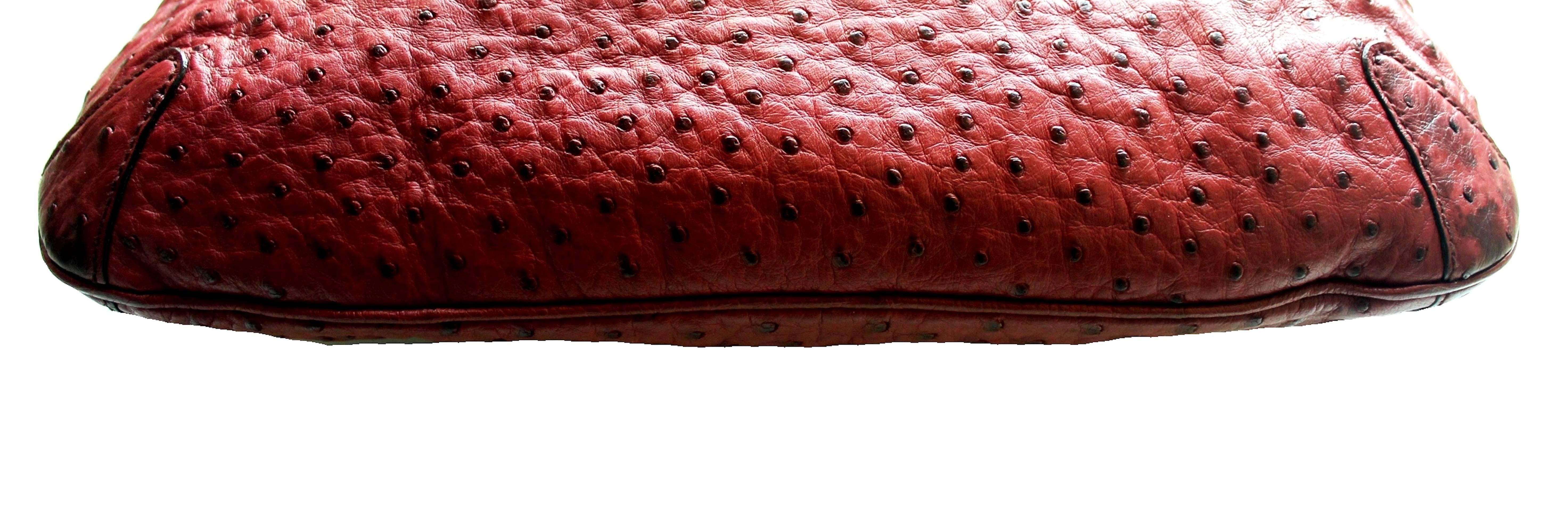 Stunning Gucci Ostrich Skin Horsebit Detail Shoulder Bag In New Condition In Switzerland, CH