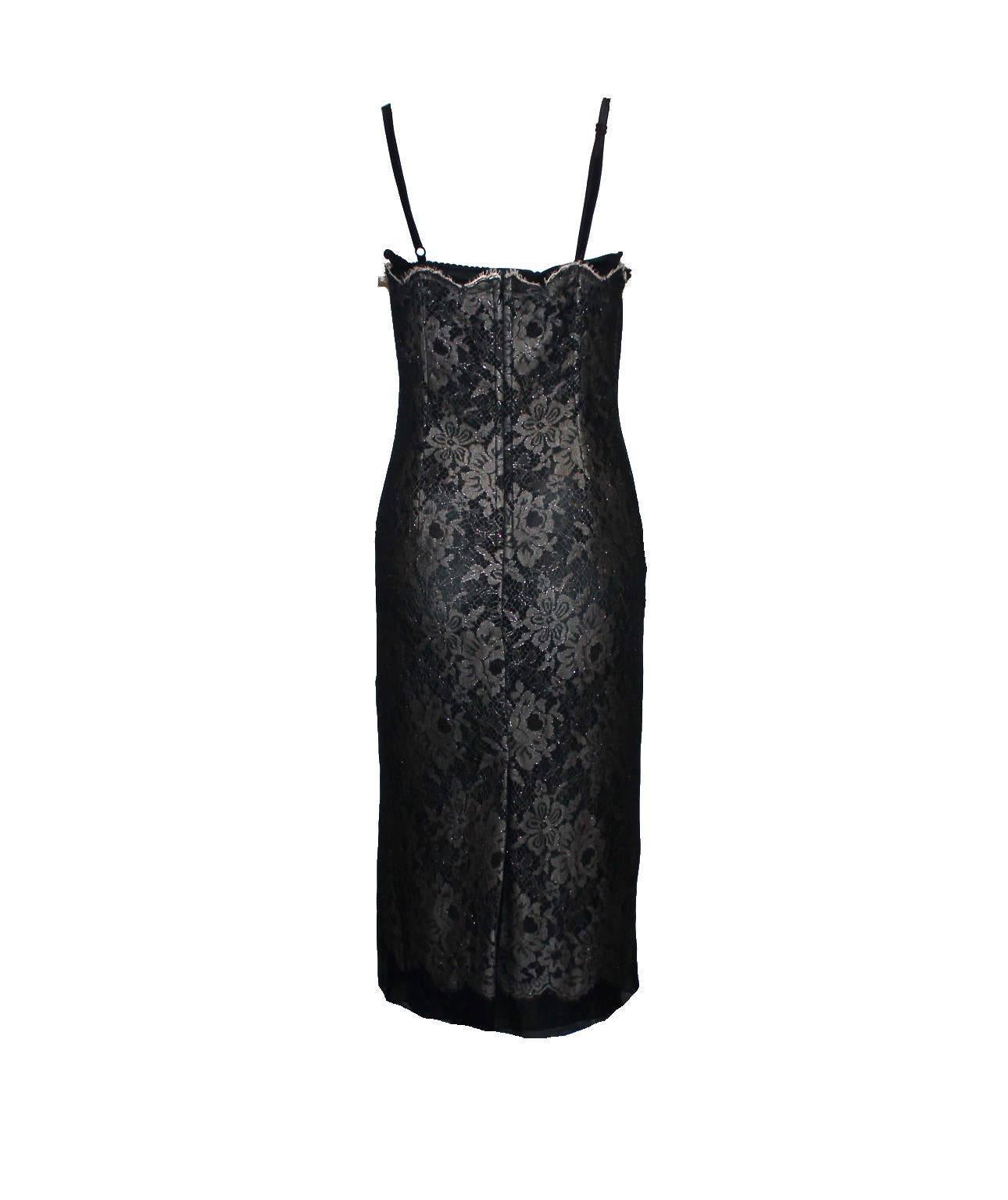 Noir Ensemble robe, manteau et broche corset en soie et dentelle os Dolce & Gabbana, 3PCS, NEUF en vente