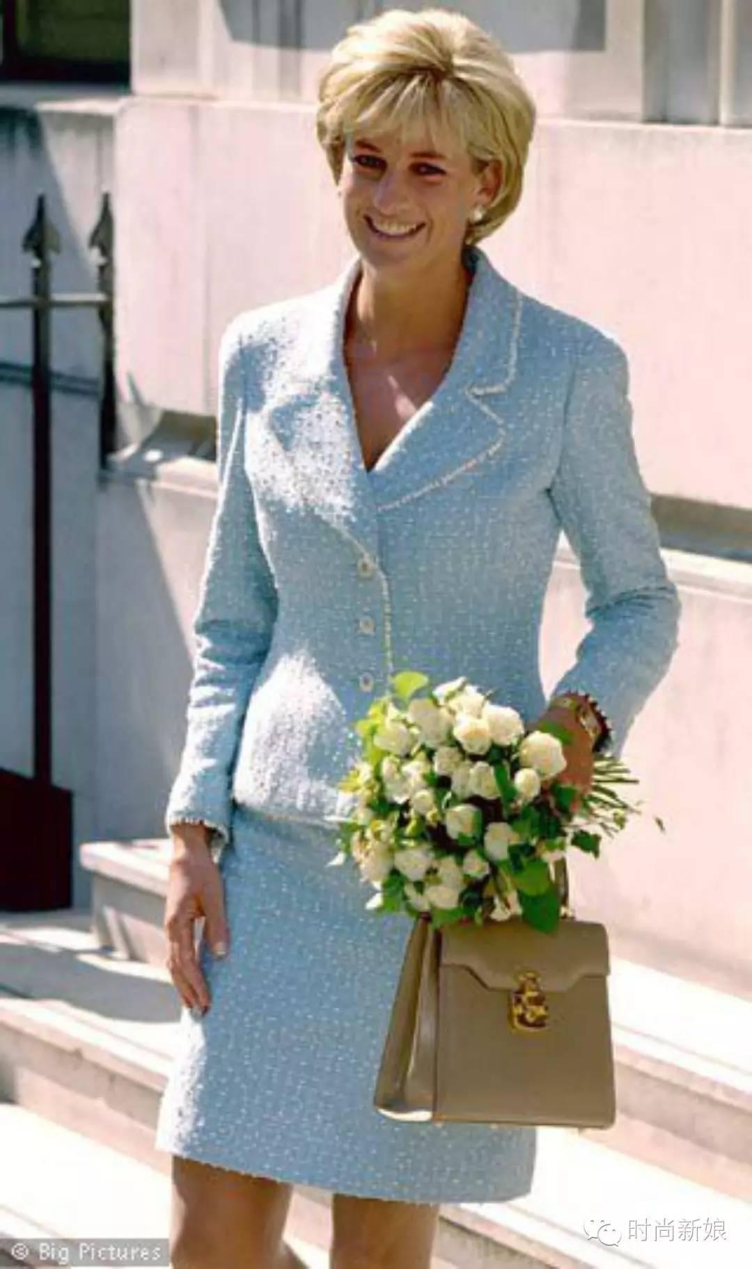 CHANEL Signature Lesage Fantasy Tweed CC Logo Skirt Suit as seen on Lady Di 5