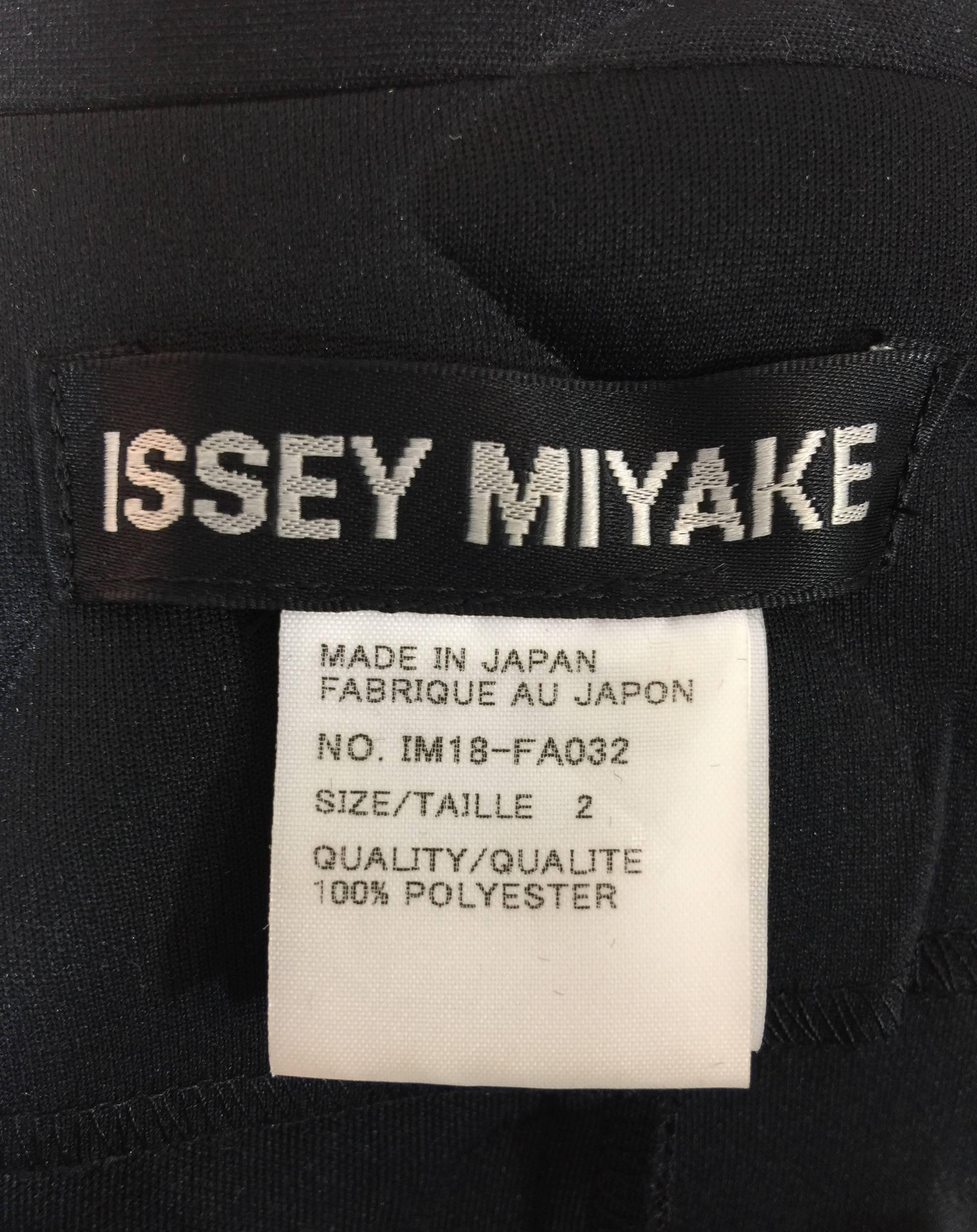 Issey Miyake Star Embossed Egg Carton Coat 4