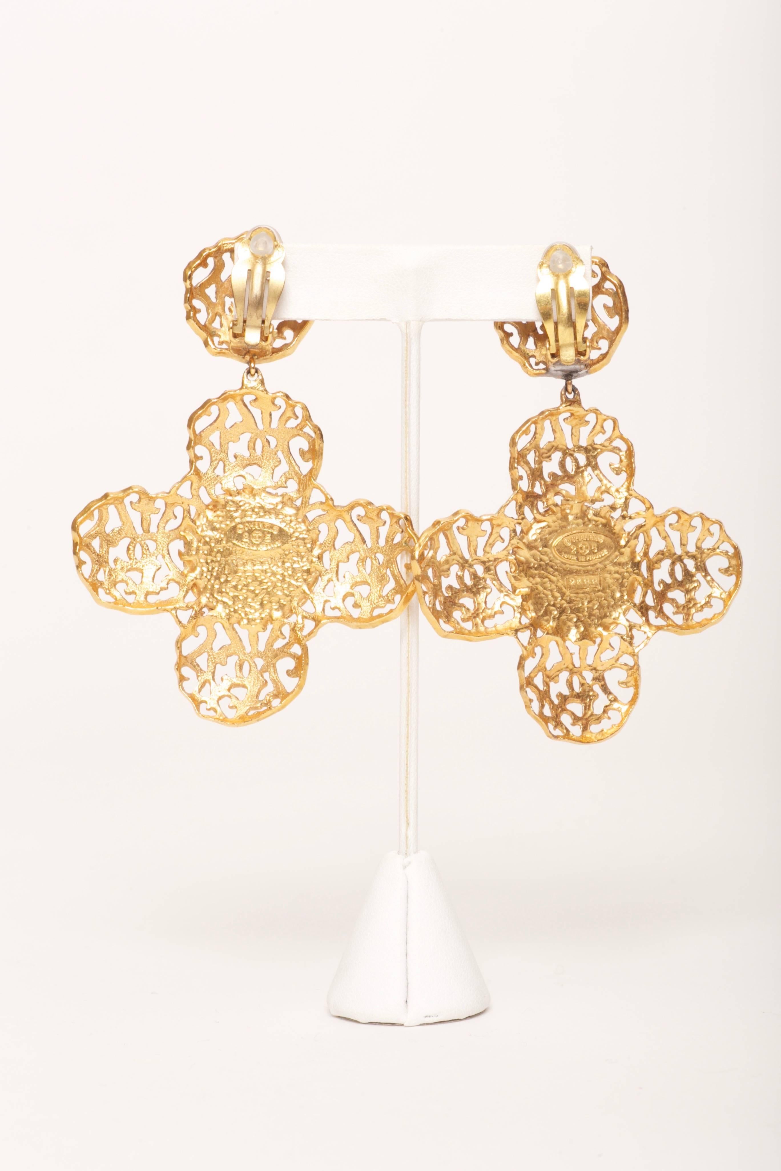 Women's Chanel Gripoix Cross Earrings 1987