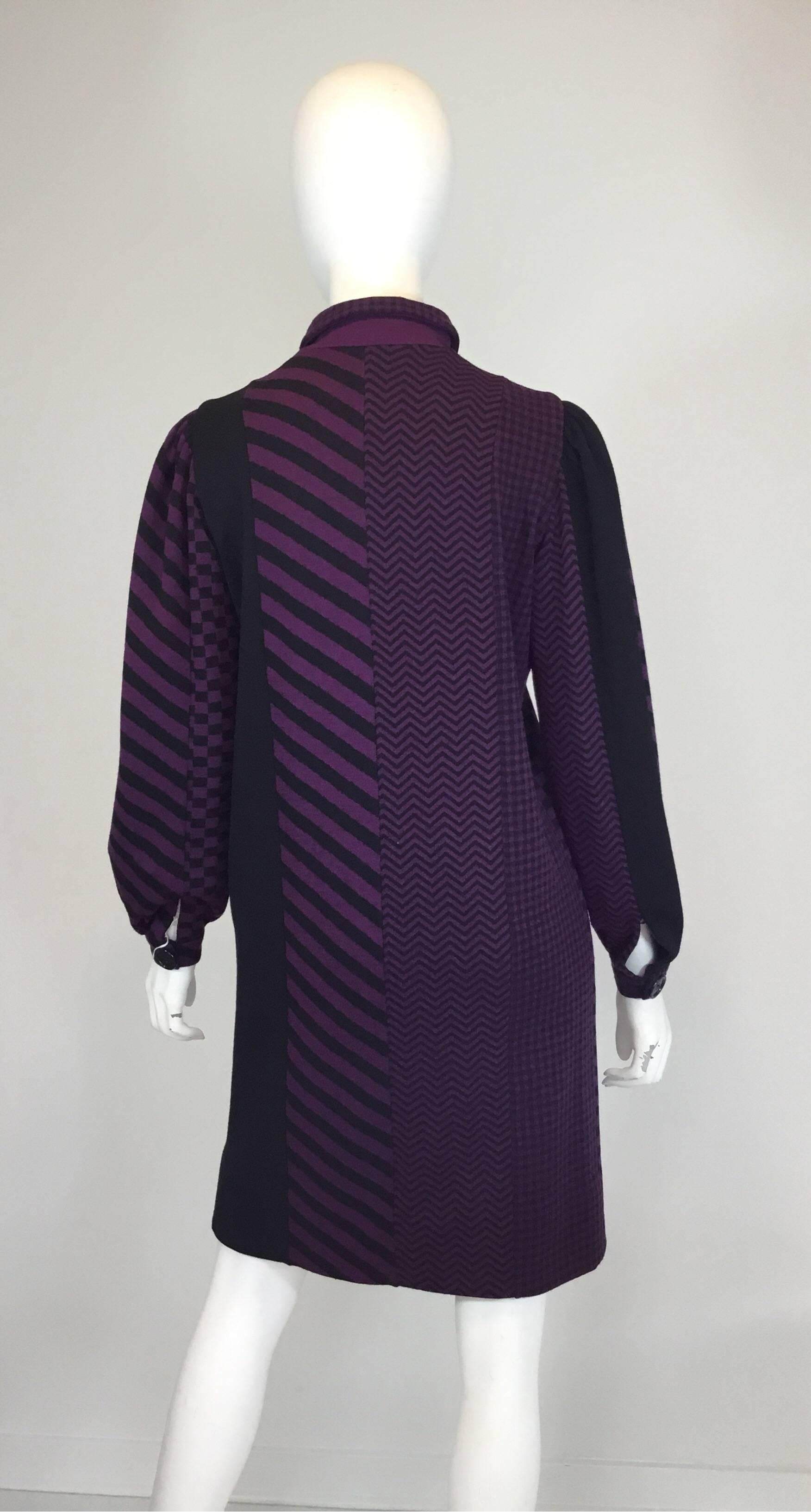 Rudi Gernreich 70er Jahre Vintage Wollstrickkleid mit mehreren Mustern  (Schwarz) im Angebot