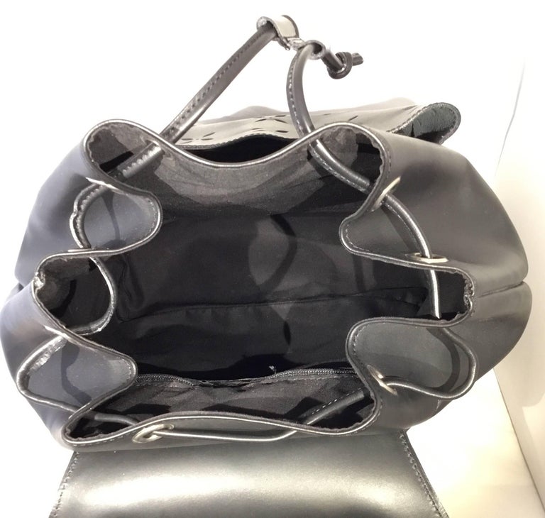 Gianni Versace 1994 Medusa Safety Pin Vintage Backpack Bag  display picture 2