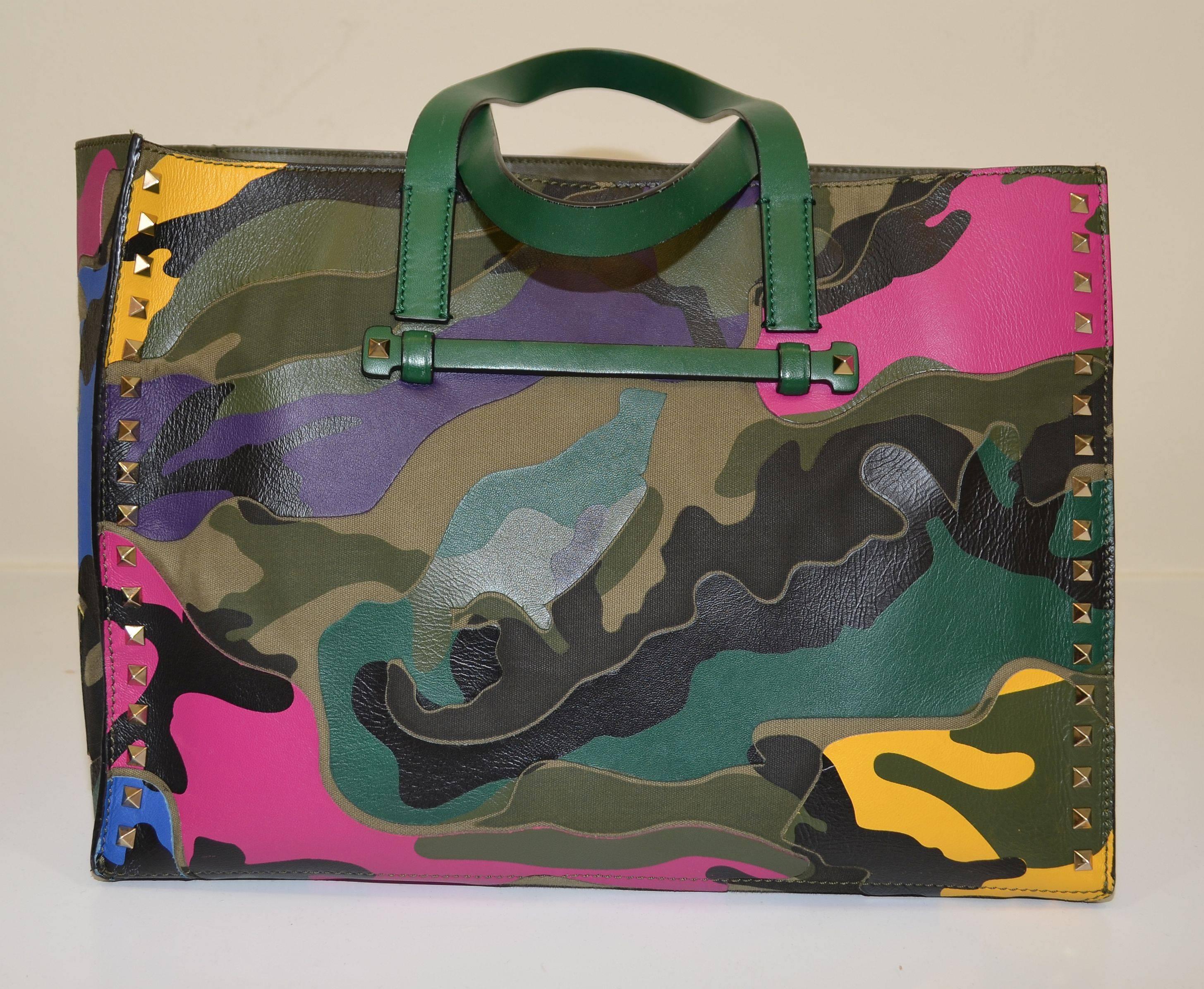 Valentino Camouflage Multicolor Tote Rockstud Bag at 1stDibs | valentino  camo tote, valentino camo purse, valentino camo bag