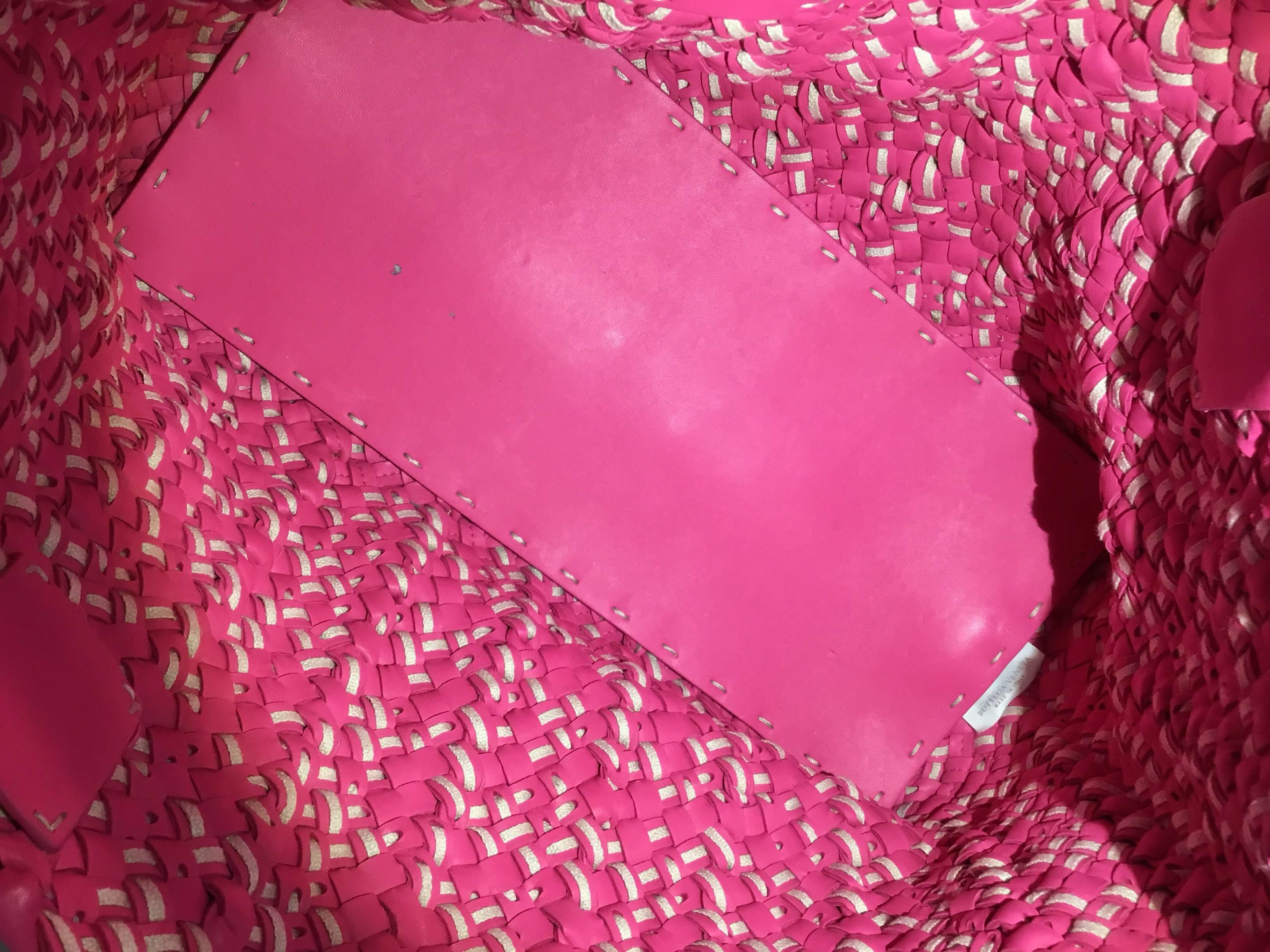 Bottega Veneta Pink Intrecciato Cabat Linen & Leather Tote  2