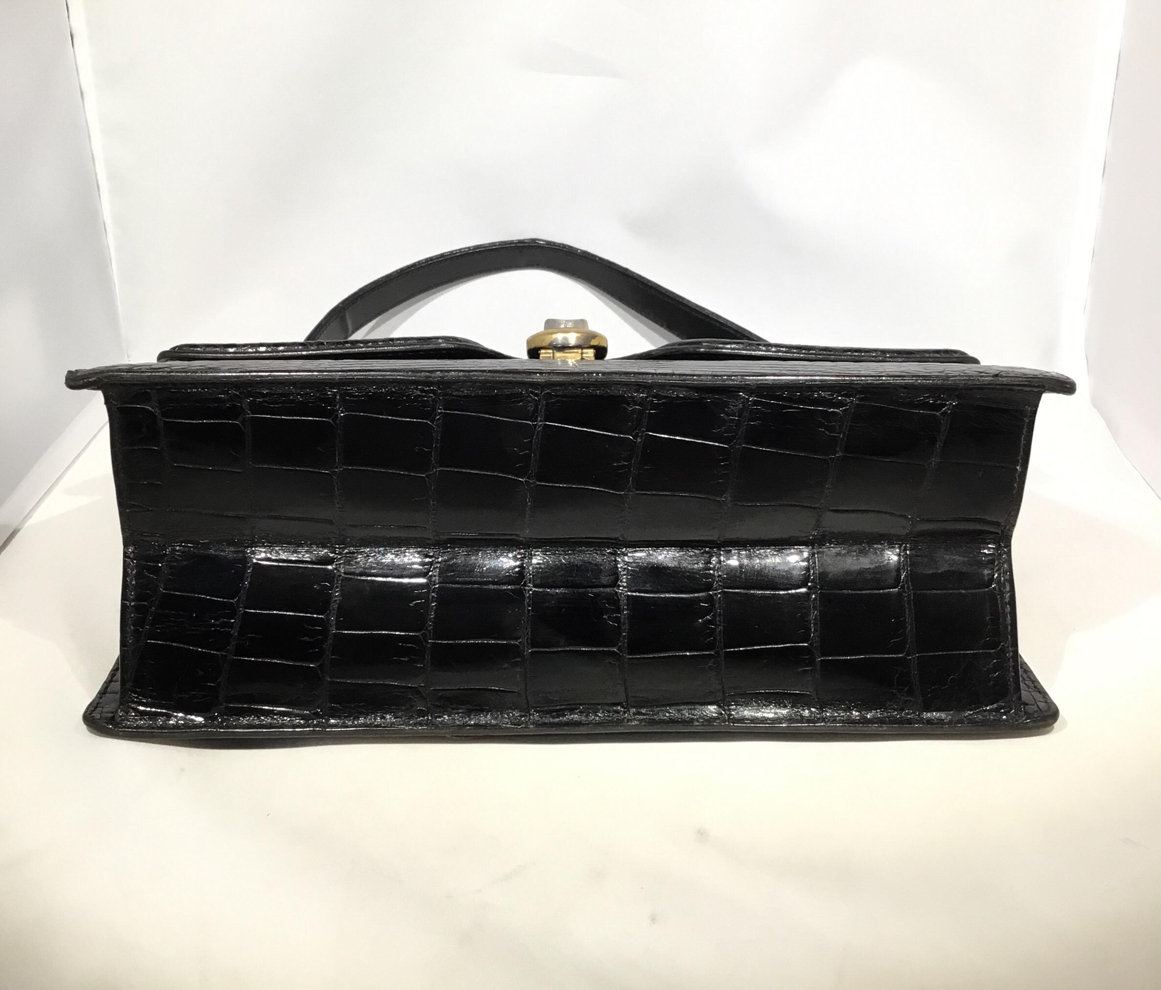 Women's Vintage Gucci 1960’s Black Crocodile Handbag