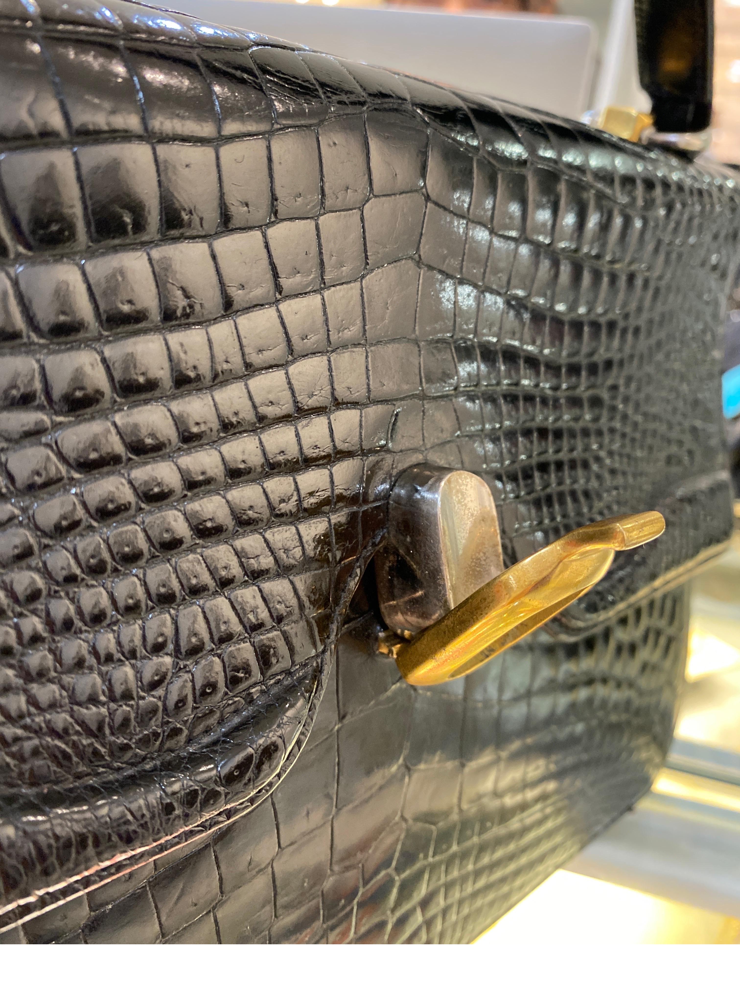 Vintage Gucci 1960’s Black Crocodile Handbag 7