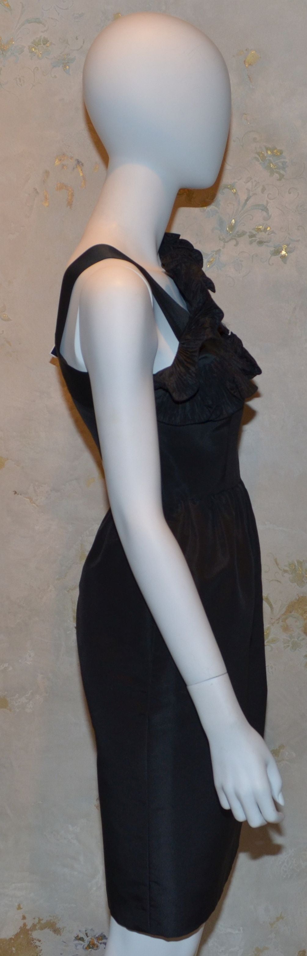 Black Oscar de la Renta F 08 Ruffle Silk Dress LBD