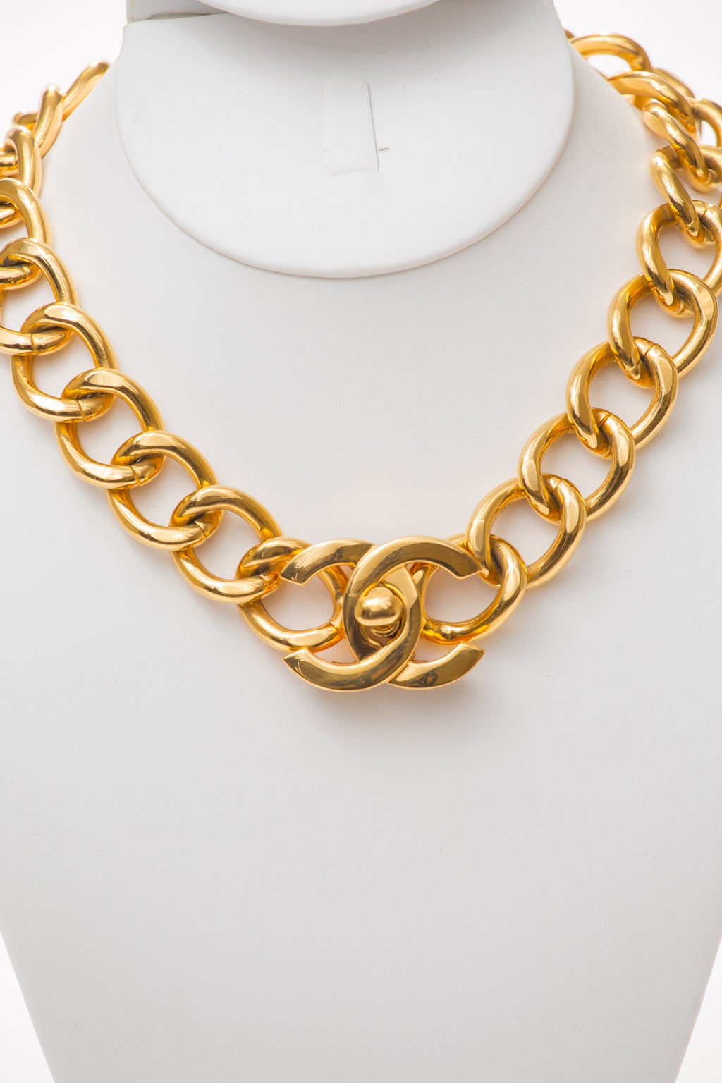 Chanel chunky gold chain link necklace with CC logo turn lock closure