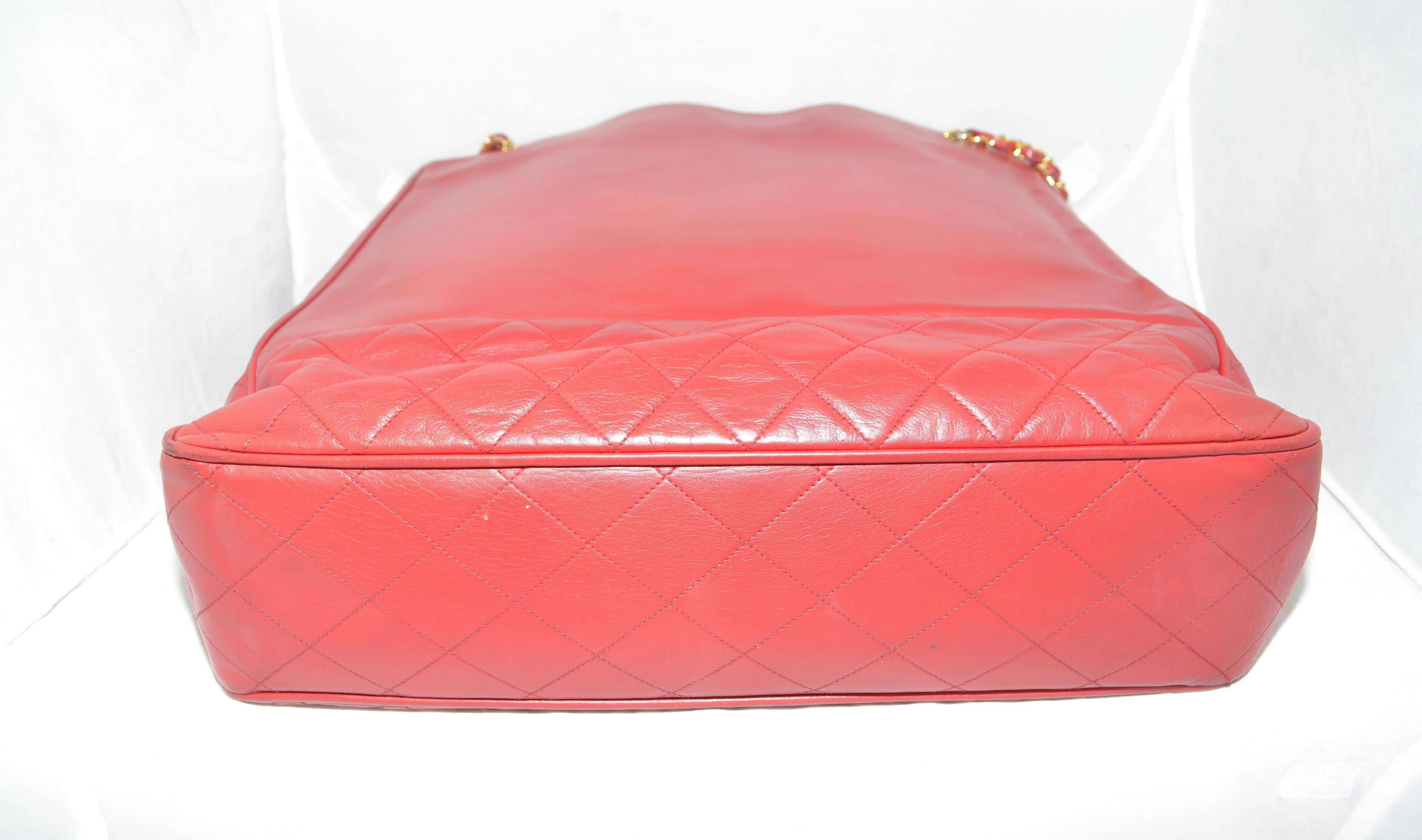 Women's Chanel Red Leather VL Vintage Tote 