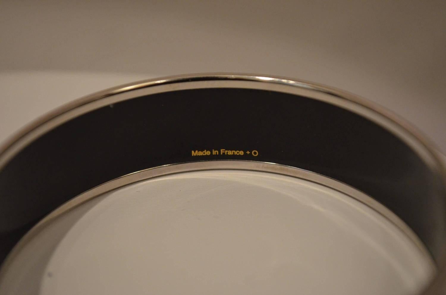Women's Hermes Paris Printed Enamel Bangle Small size 62