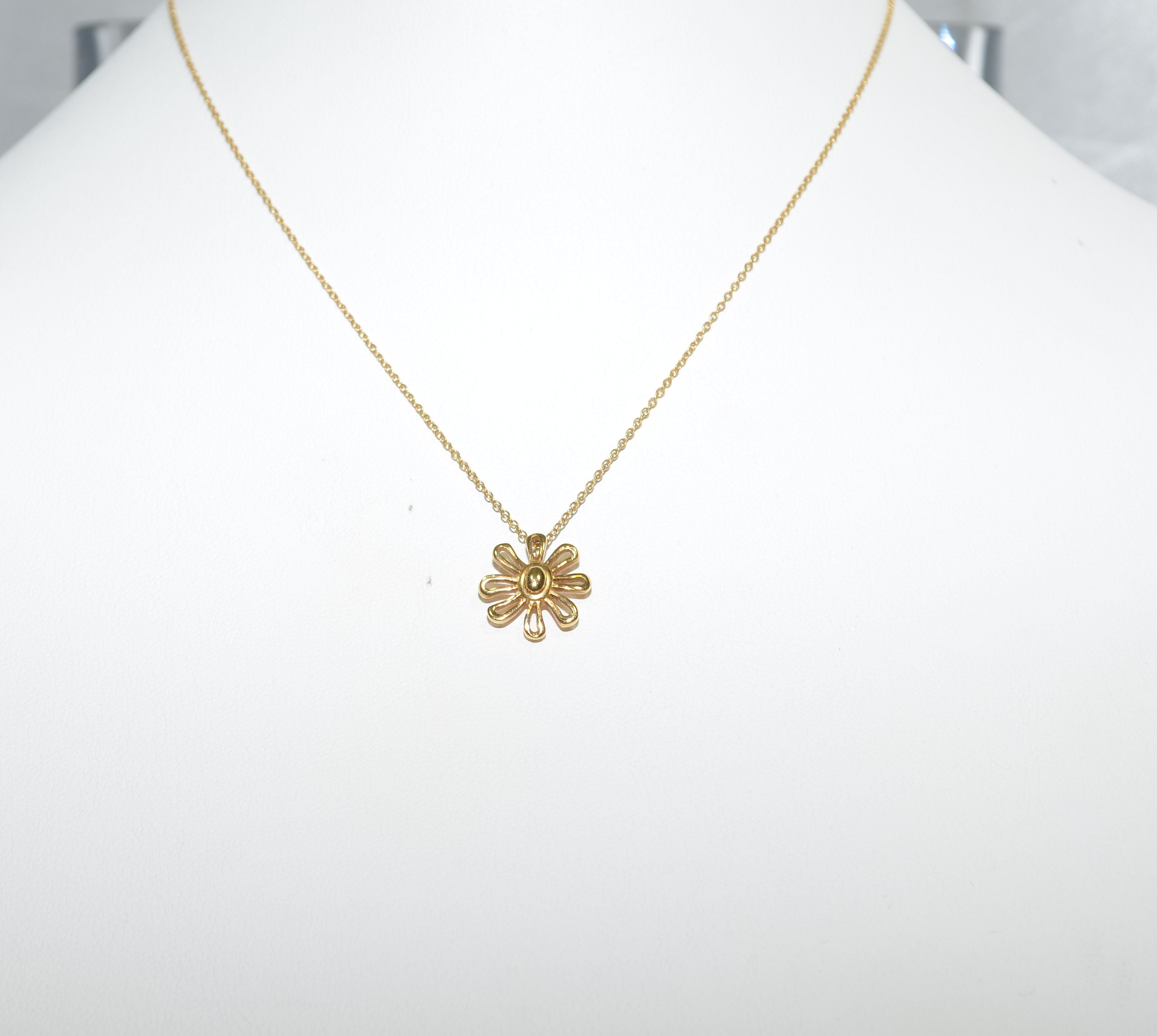 Paloma Picasso 18k Gold Daisy Necklace 
