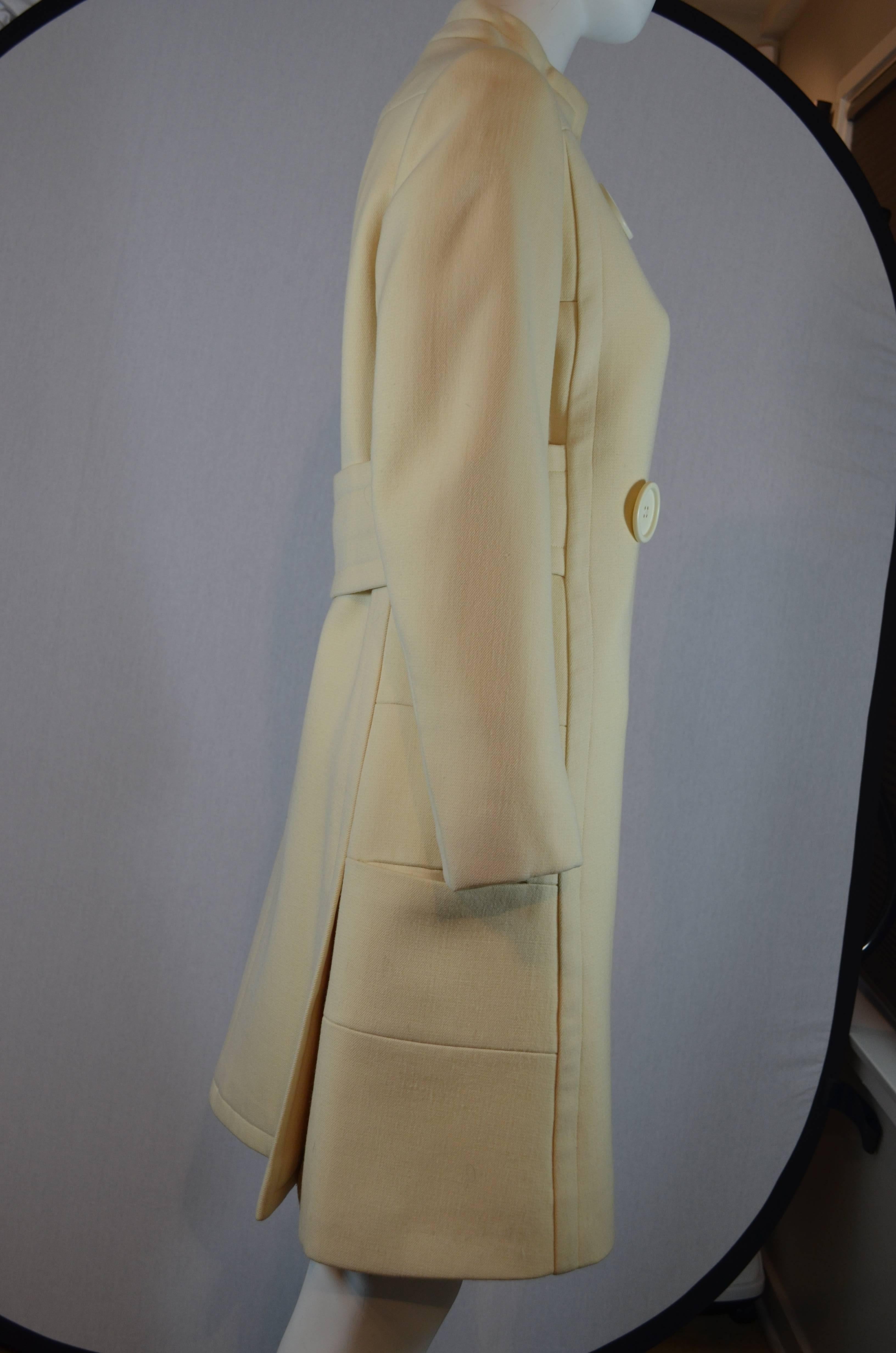 Women's 1960's Structured Wool Ladies Proper Coat with Oversize Buttons