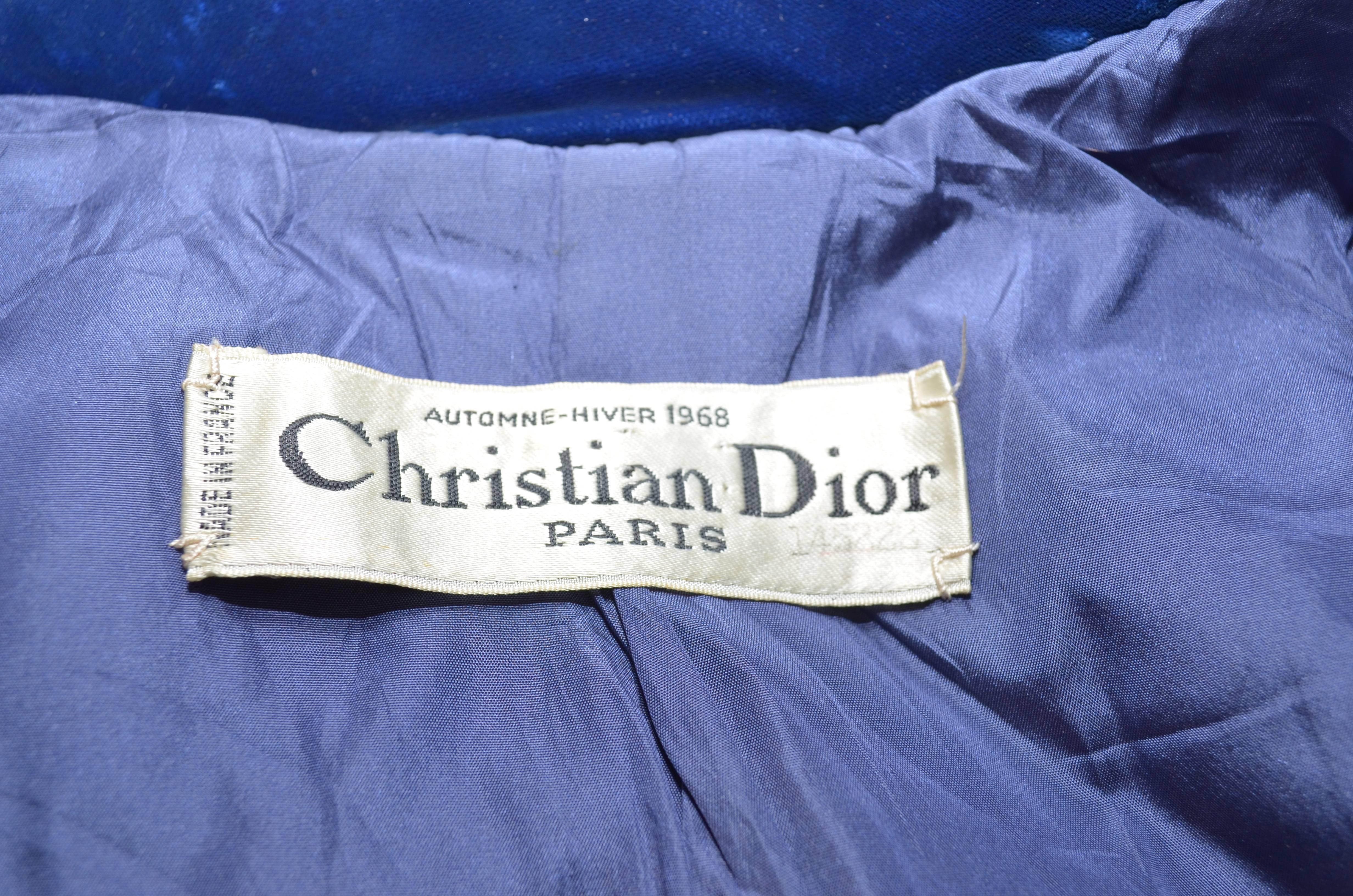 Christian Dior Haute Couture Automne-Hiver 1968 Crushed Velvet Jacket 2