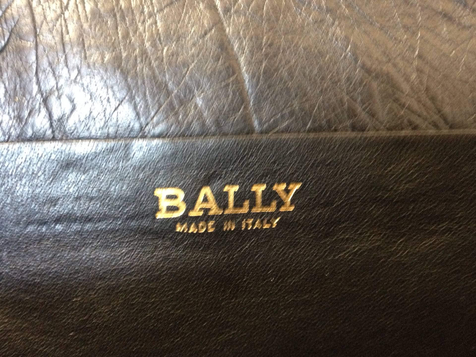 MINT. 80's vintage BALLY, genuine black ostrich leather document case, portfolio 2