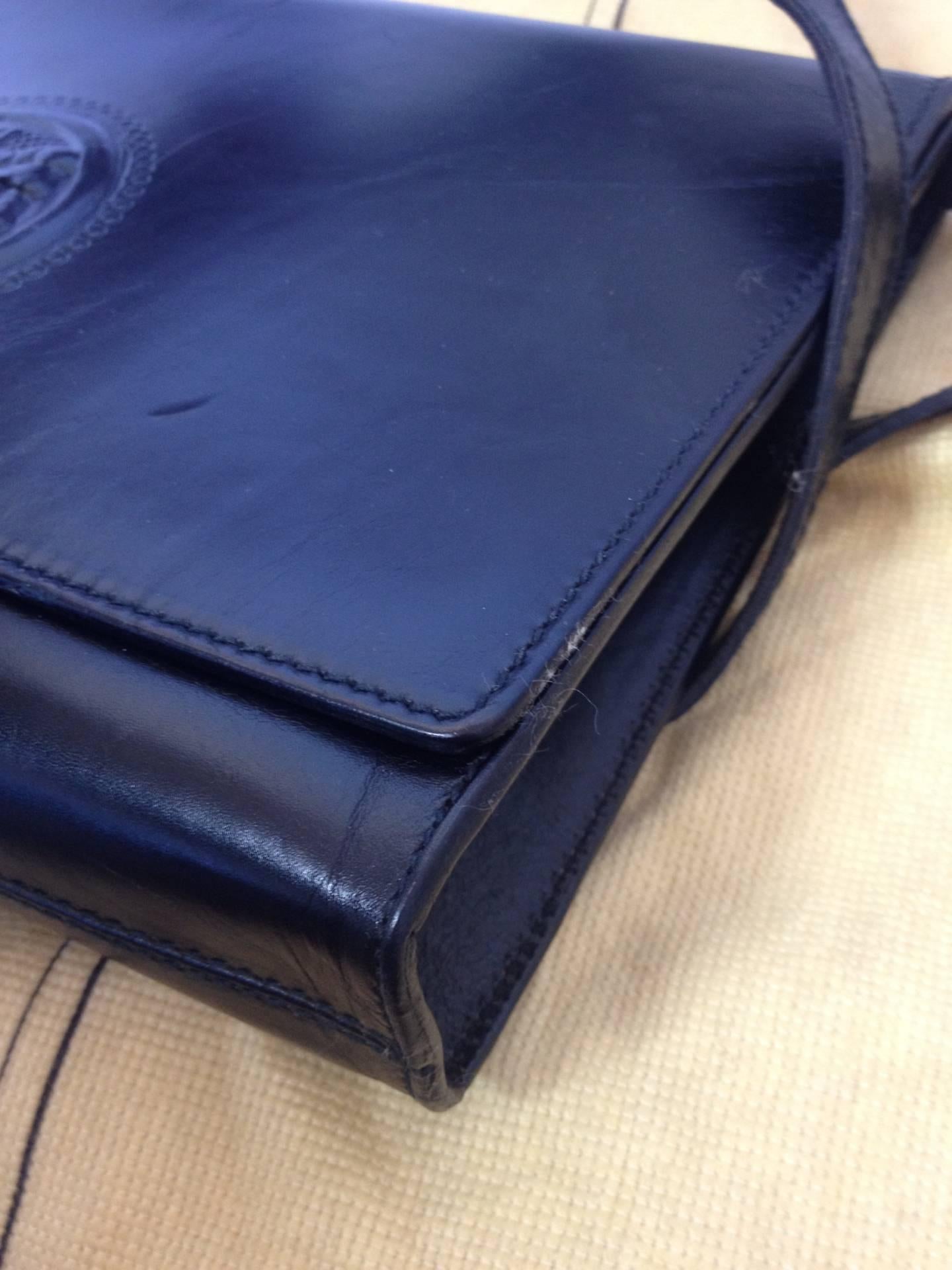 Women's or Men's Vintage FENDI black leather shoulder bag, large clutch purse with iconic logo 