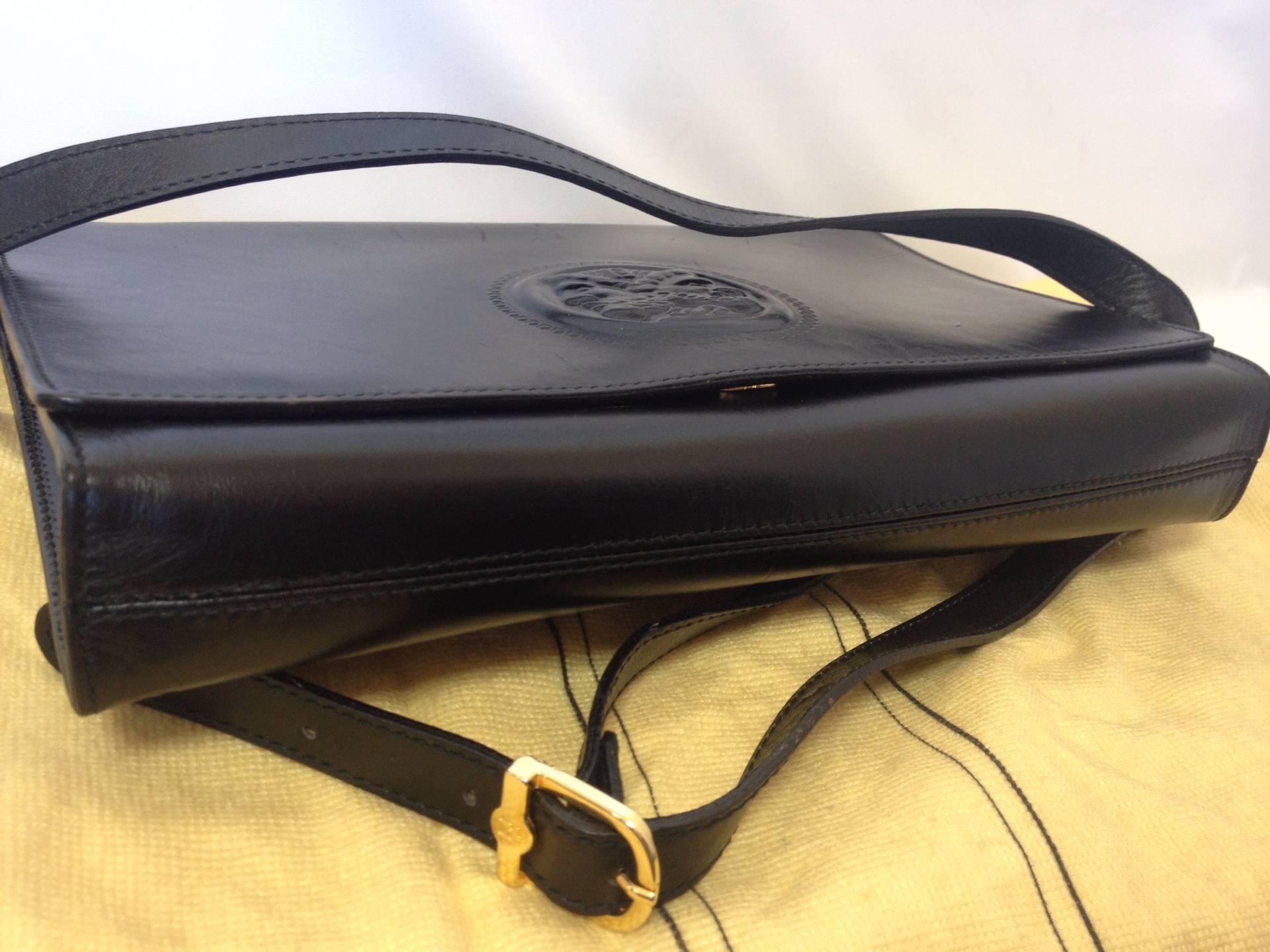 Vintage FENDI black leather shoulder bag, large clutch purse with iconic logo  1