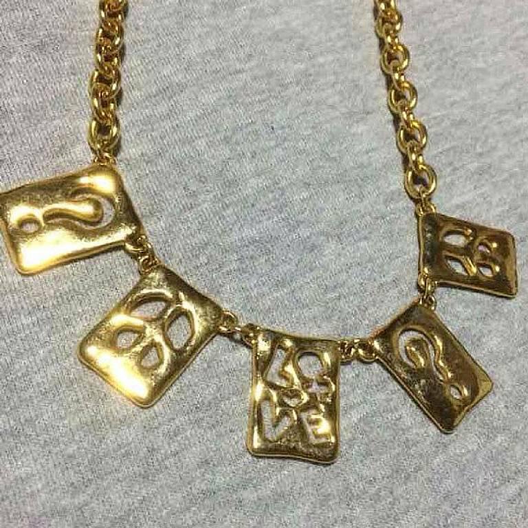 Women's MINT. Vintage Moschino chain statement necklace with square plate with cut out For Sale