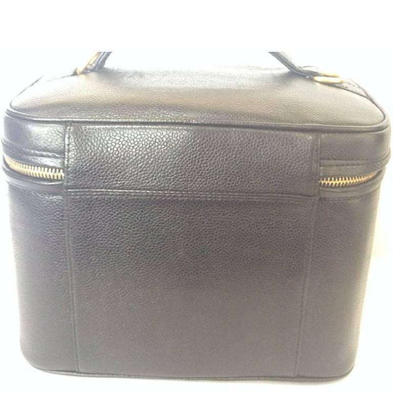 Vintage Chanel Black Caviar Large Vanity Purse Lunch Box Style Vintage Chanel Black Caviar Leather Large Vanity Purse Lunch Box Style Handbag Can Be