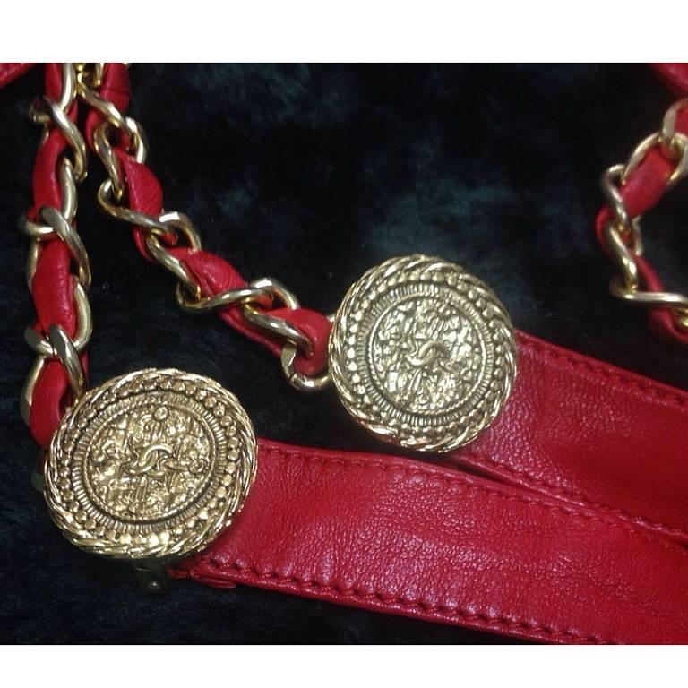 Vintage CHANEL lipstick red chain leather belt with golden CC charms. Must-have belt from CHANEL. Can be a chain necklace.

Here is another fabulous piece from CHANEL back in the era.
Introducing a red leather chain belt with its iconic CC golden