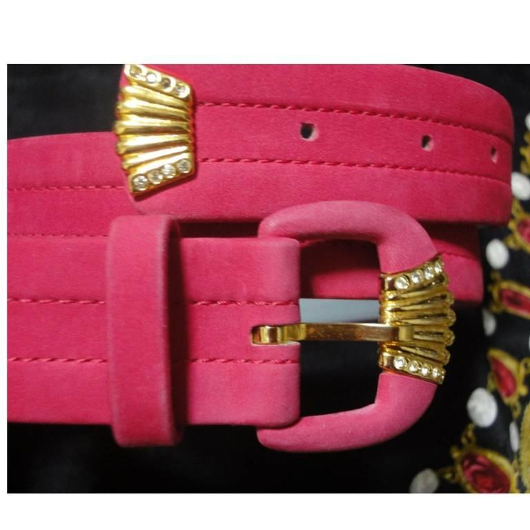 80's Vintage Christian Dior tropical pink suede leather belt with gold motif In Good Condition In Kashiwa, Chiba