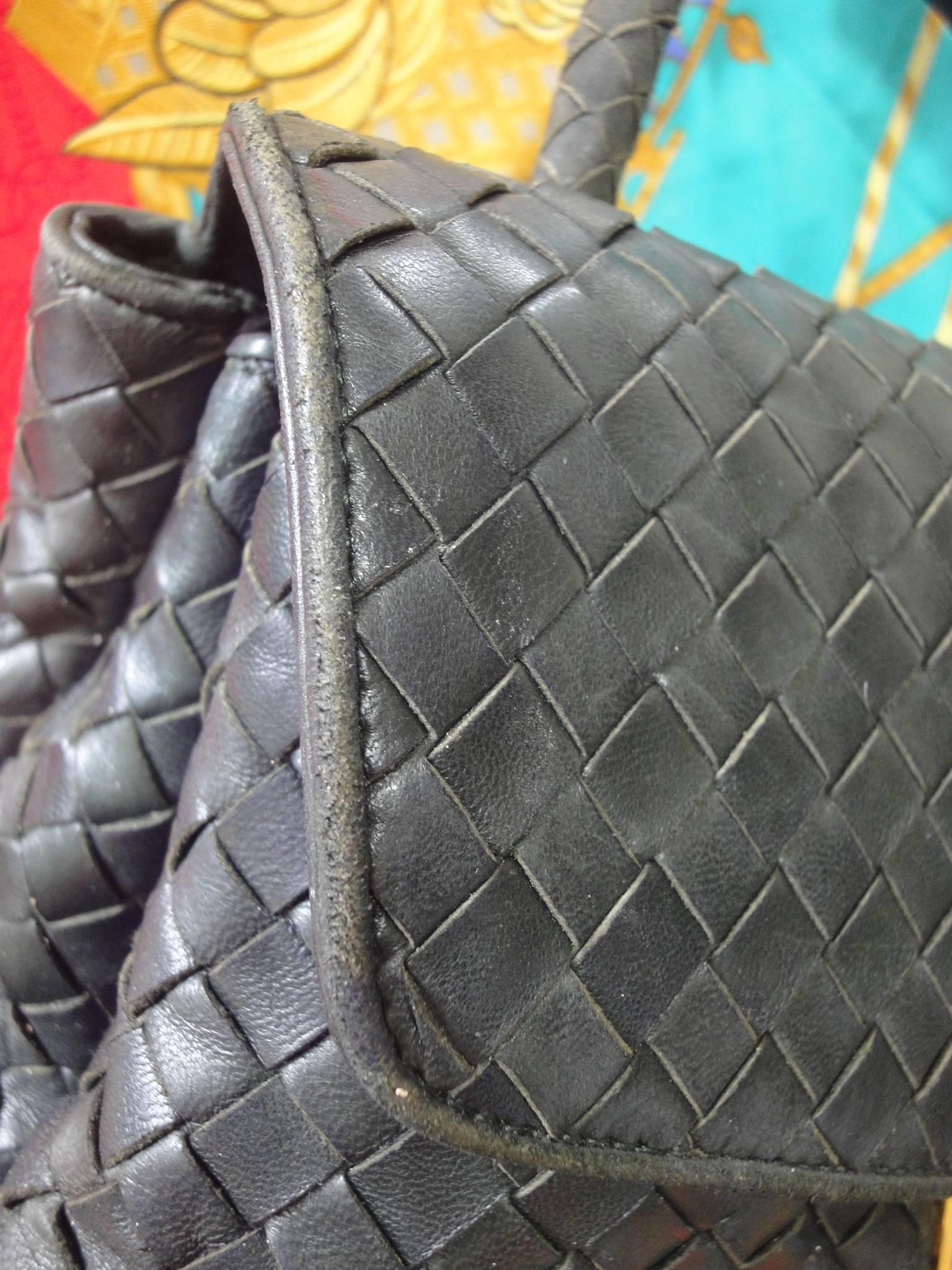 Vintage Bottega Veneta intrecciato woven leather handbag purse in dark green. 2