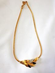 Vintage LANVIN golden chain skinny necklace with golden leaf motif pendant top
